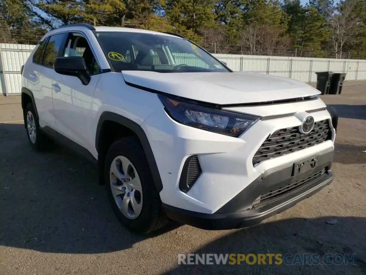 1 Photograph of a damaged car 2T3F1RFV2KC059548 TOYOTA RAV4 2019