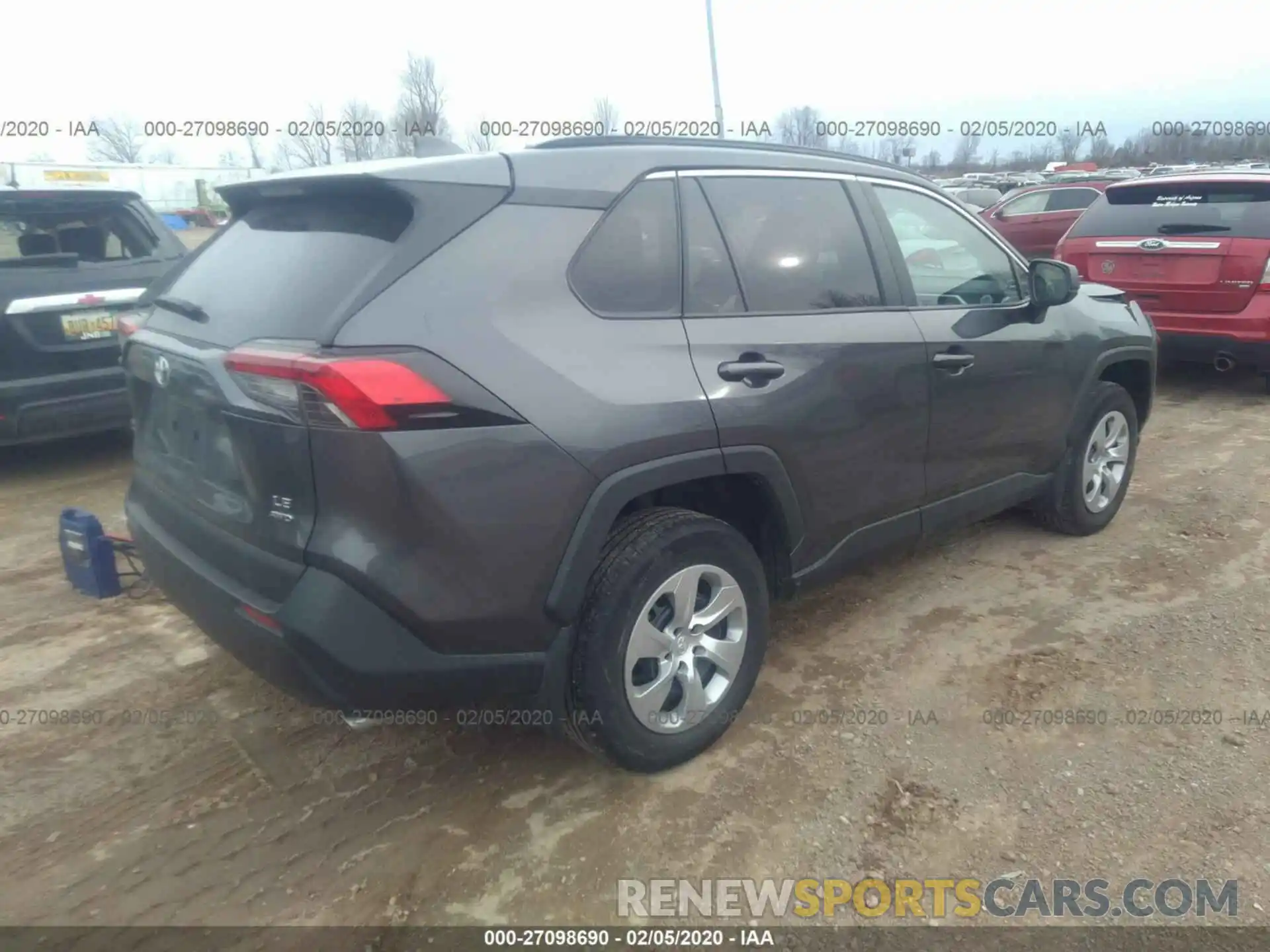 4 Photograph of a damaged car 2T3F1RFV2KW009859 TOYOTA RAV4 2019