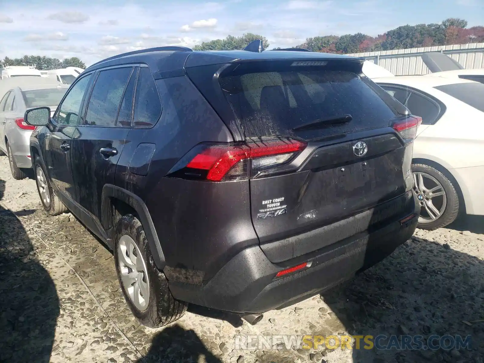 3 Photograph of a damaged car 2T3F1RFV2KW017945 TOYOTA RAV4 2019