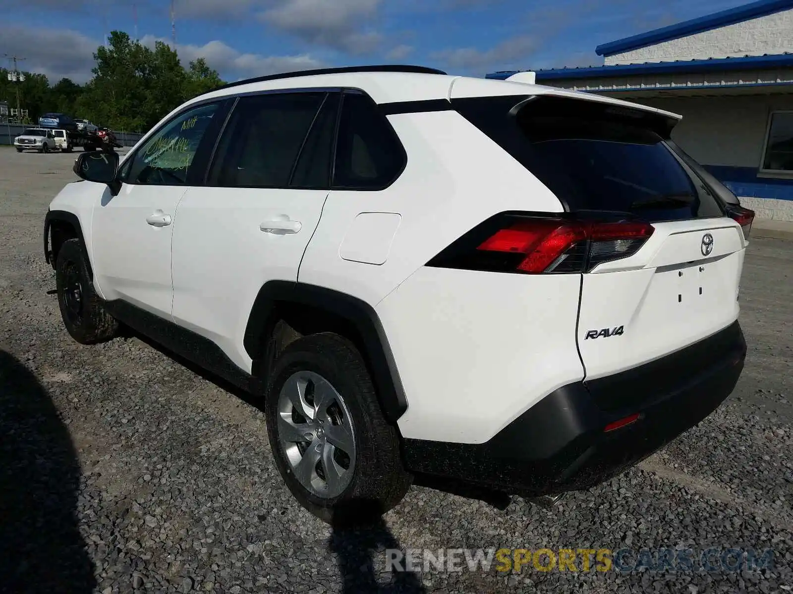 3 Photograph of a damaged car 2T3F1RFV2KW059385 TOYOTA RAV4 2019