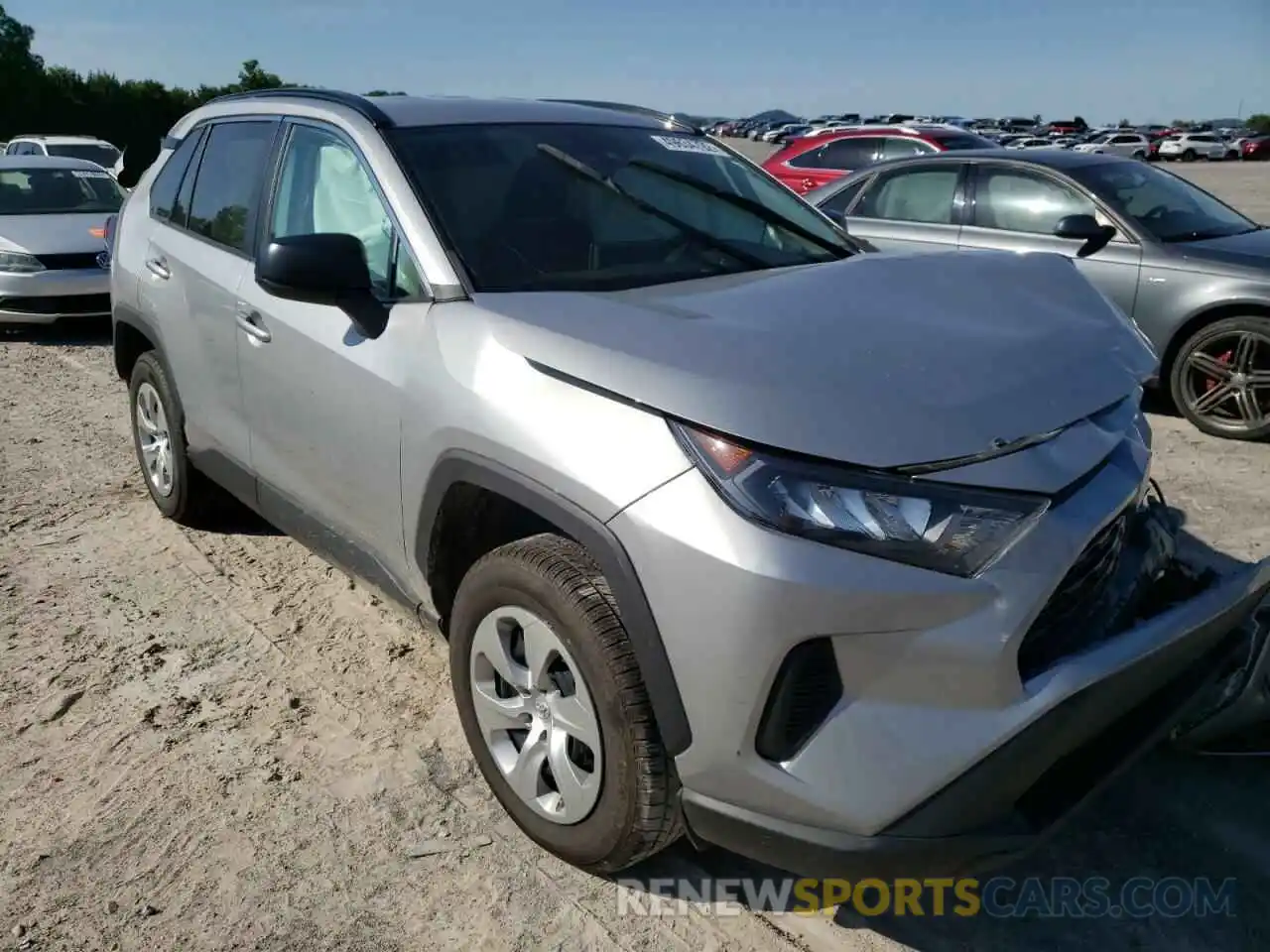 1 Photograph of a damaged car 2T3F1RFV2KW082553 TOYOTA RAV4 2019