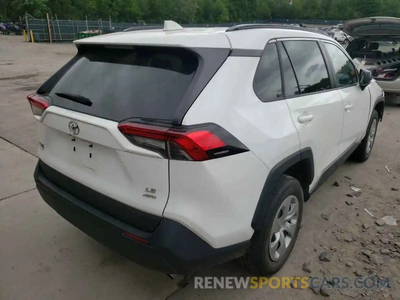 4 Photograph of a damaged car 2T3F1RFV3KC005899 TOYOTA RAV4 2019