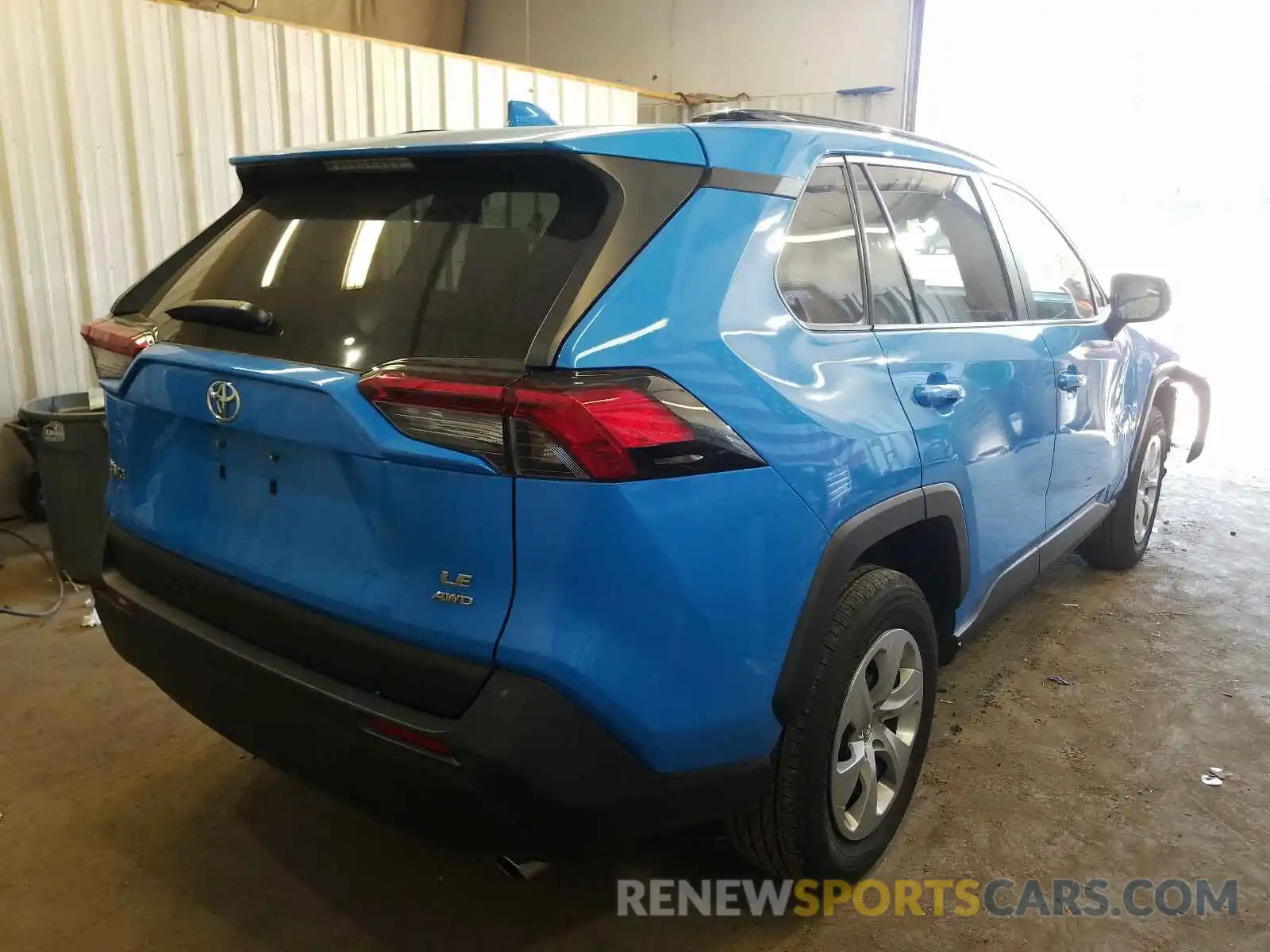 4 Photograph of a damaged car 2T3F1RFV3KC029460 TOYOTA RAV4 2019