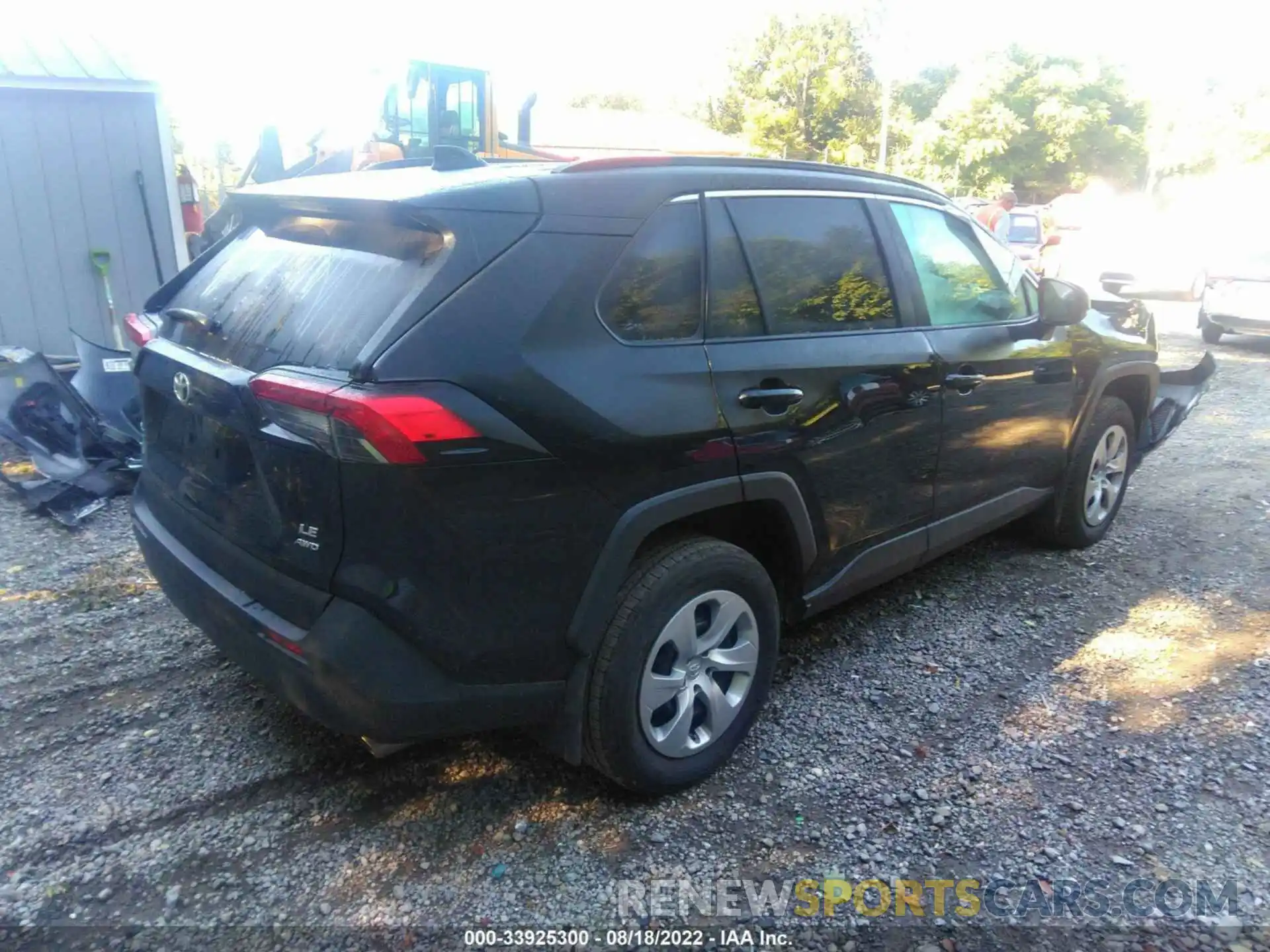 4 Photograph of a damaged car 2T3F1RFV3KC030592 TOYOTA RAV4 2019