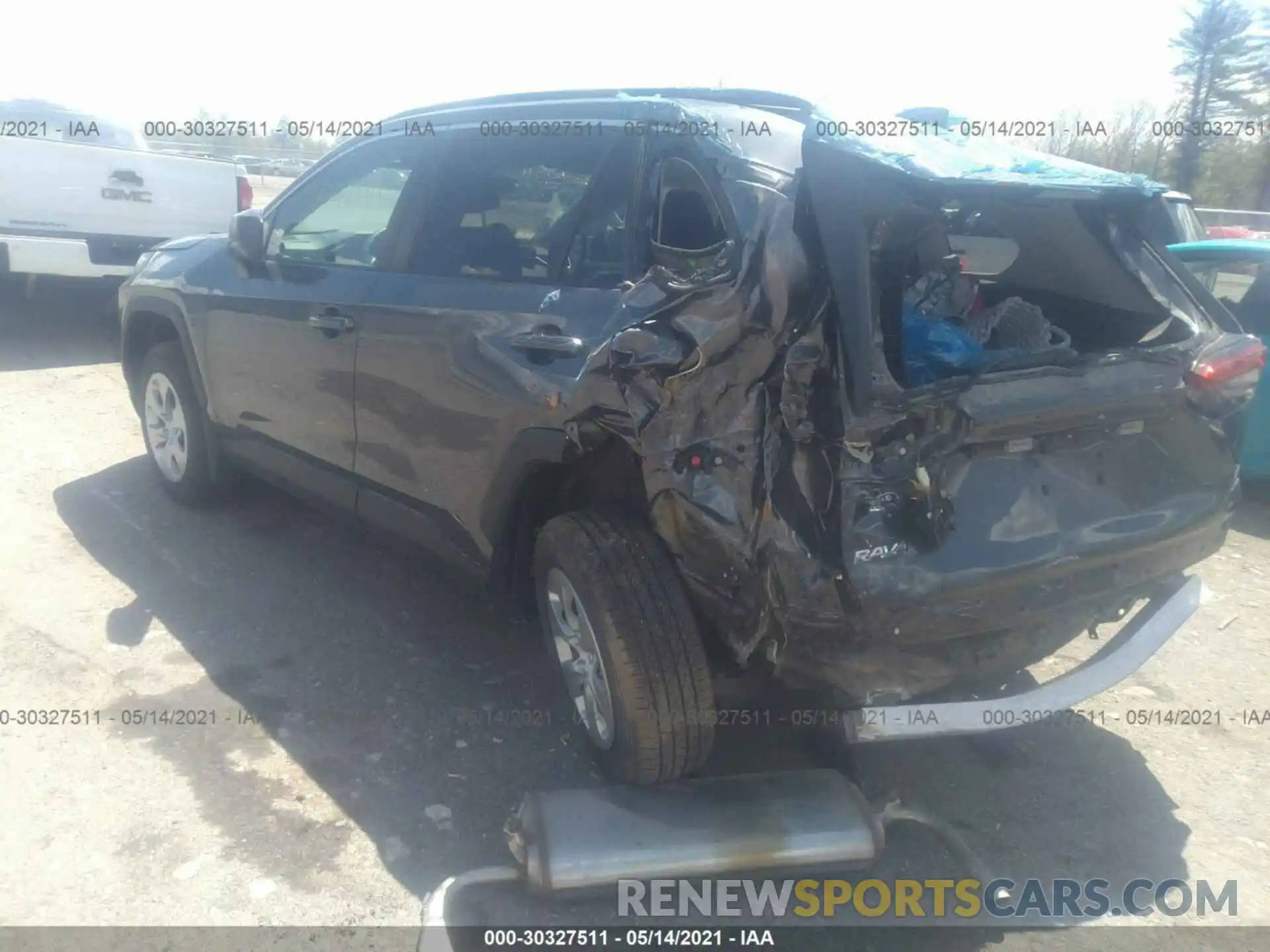 3 Photograph of a damaged car 2T3F1RFV3KC040281 TOYOTA RAV4 2019