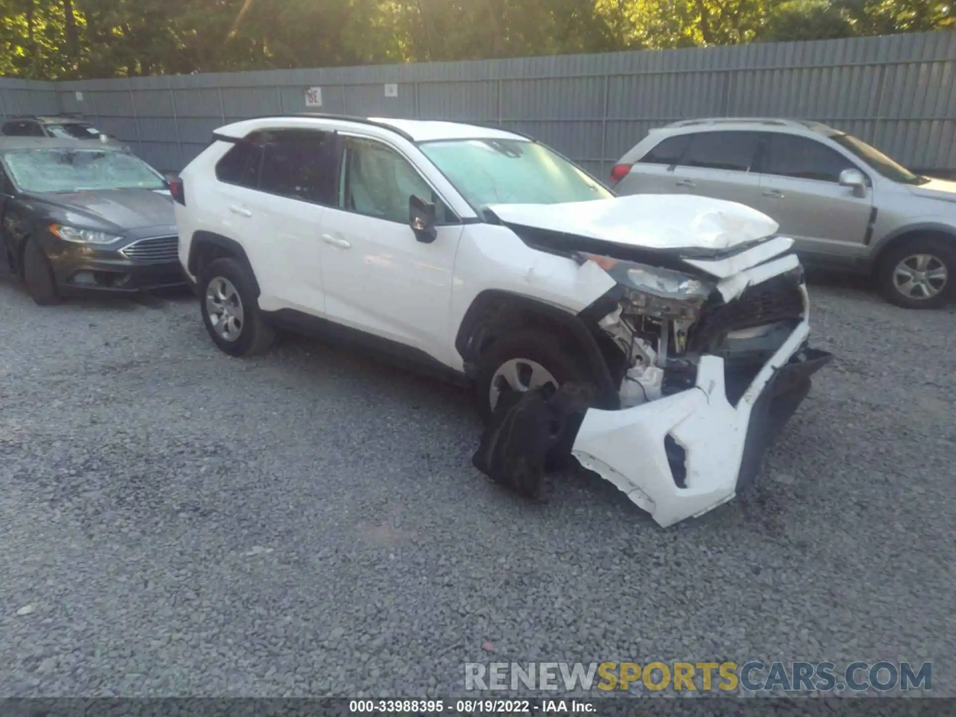 1 Photograph of a damaged car 2T3F1RFV3KC050860 TOYOTA RAV4 2019