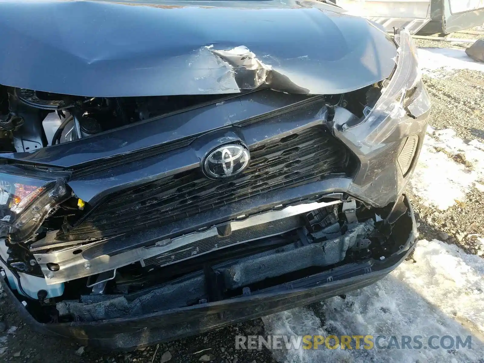 9 Photograph of a damaged car 2T3F1RFV3KC059168 TOYOTA RAV4 2019