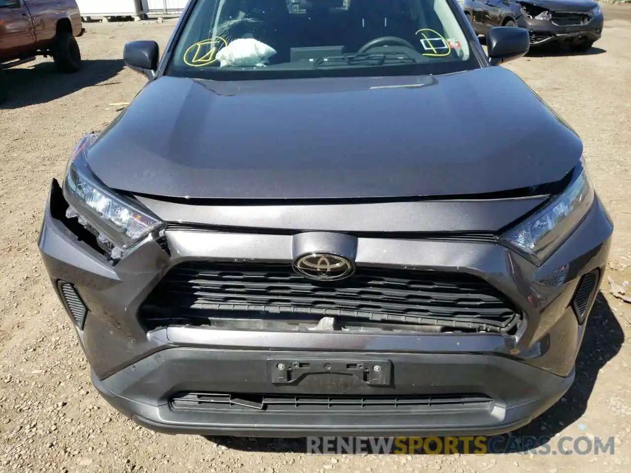 9 Photograph of a damaged car 2T3F1RFV3KW002046 TOYOTA RAV4 2019