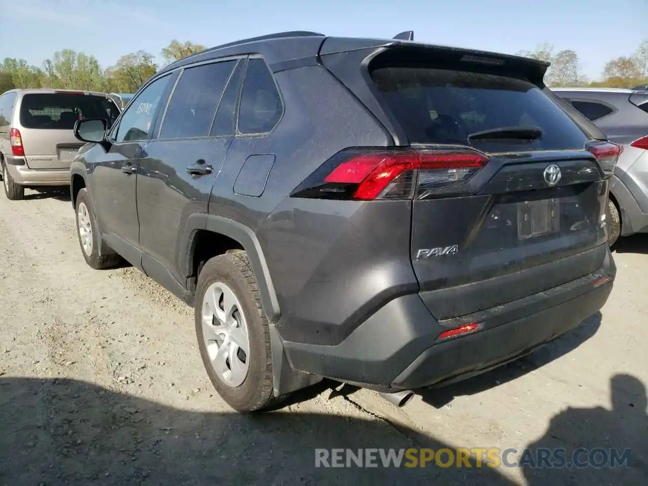 3 Photograph of a damaged car 2T3F1RFV3KW005688 TOYOTA RAV4 2019