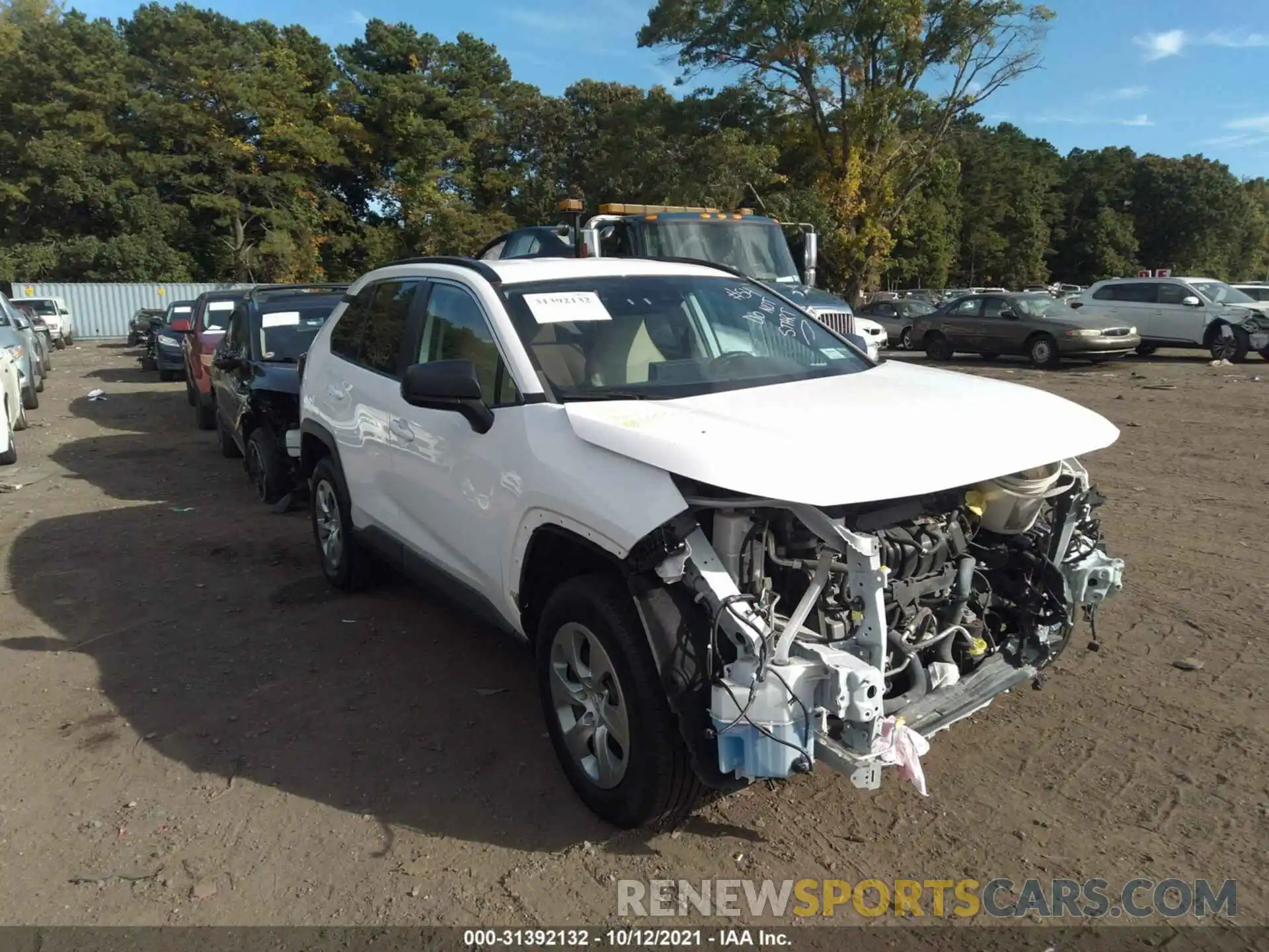 1 Photograph of a damaged car 2T3F1RFV3KW011569 TOYOTA RAV4 2019