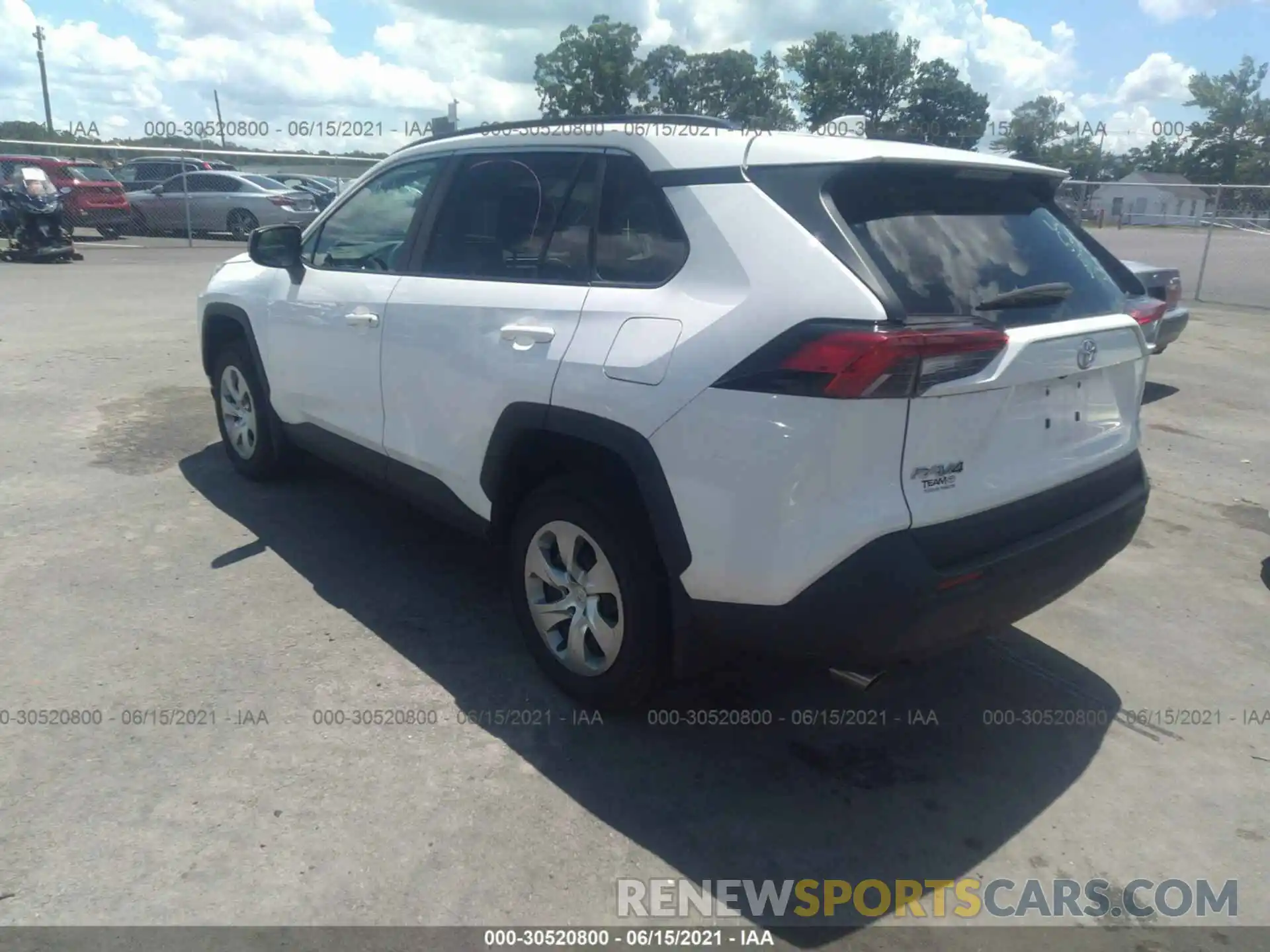 3 Photograph of a damaged car 2T3F1RFV3KW015928 TOYOTA RAV4 2019