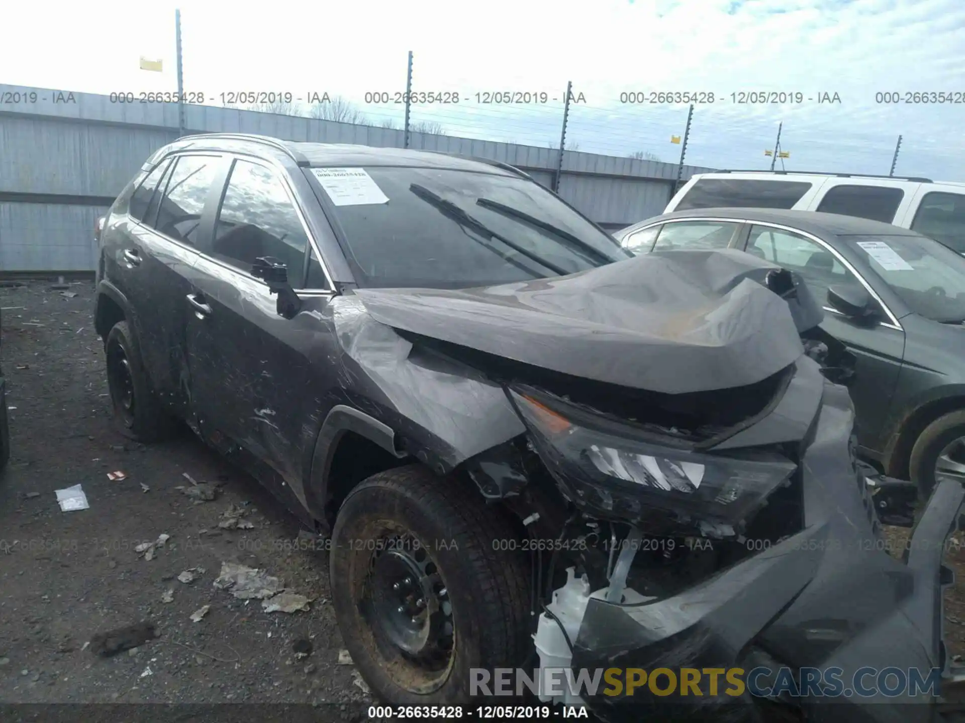 1 Photograph of a damaged car 2T3F1RFV3KW031207 TOYOTA RAV4 2019