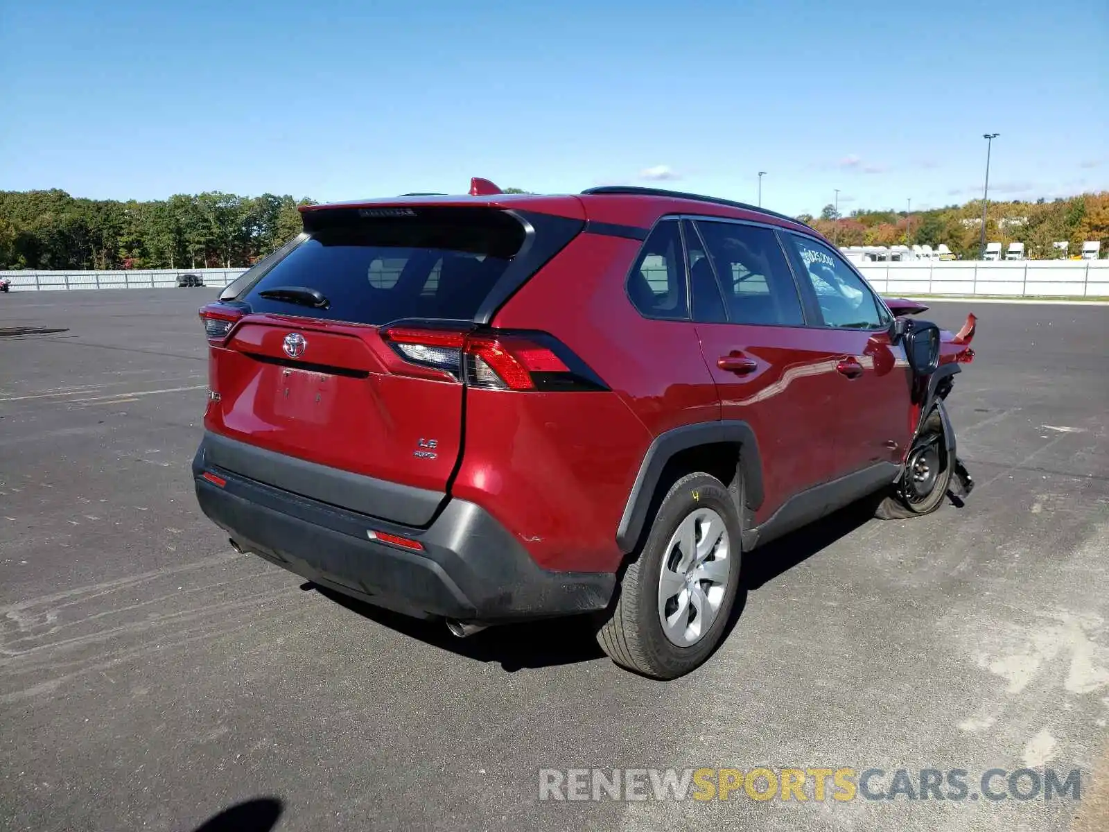 4 Photograph of a damaged car 2T3F1RFV3KW051280 TOYOTA RAV4 2019