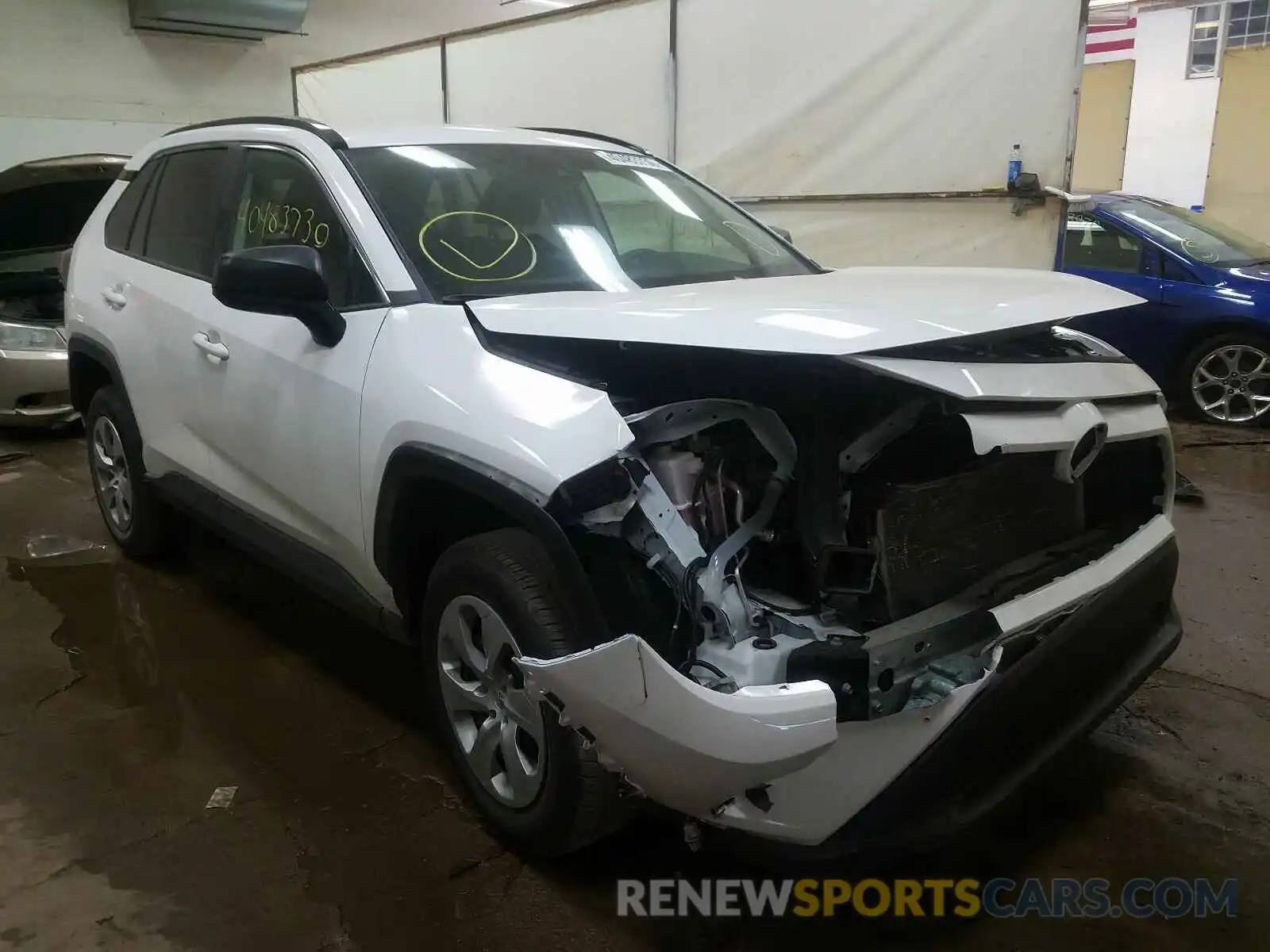 1 Photograph of a damaged car 2T3F1RFV3KW061792 TOYOTA RAV4 2019