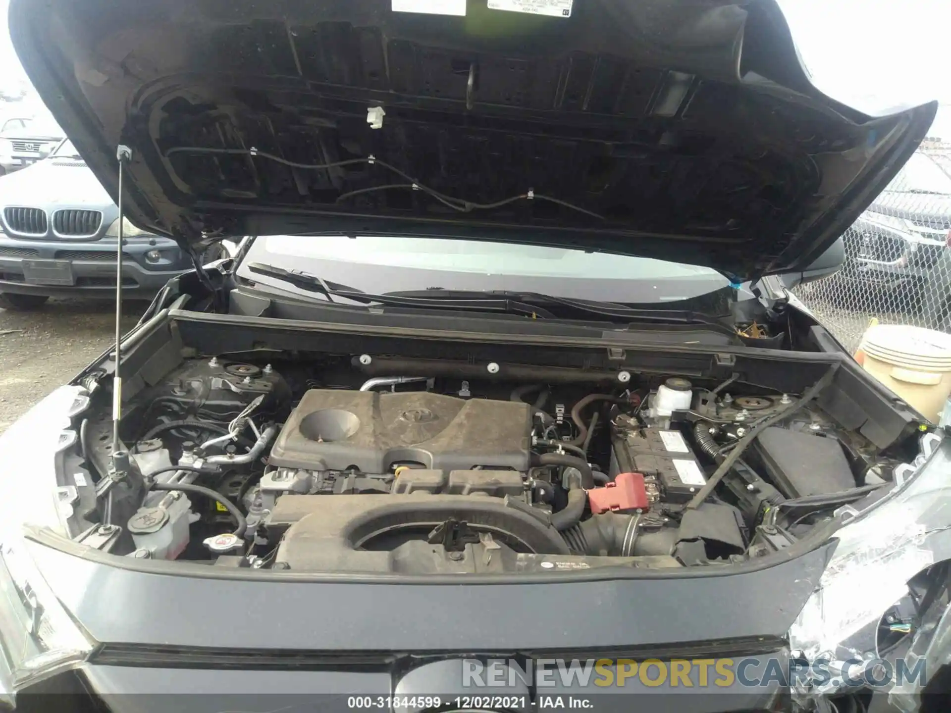 10 Photograph of a damaged car 2T3F1RFV3KW064790 TOYOTA RAV4 2019