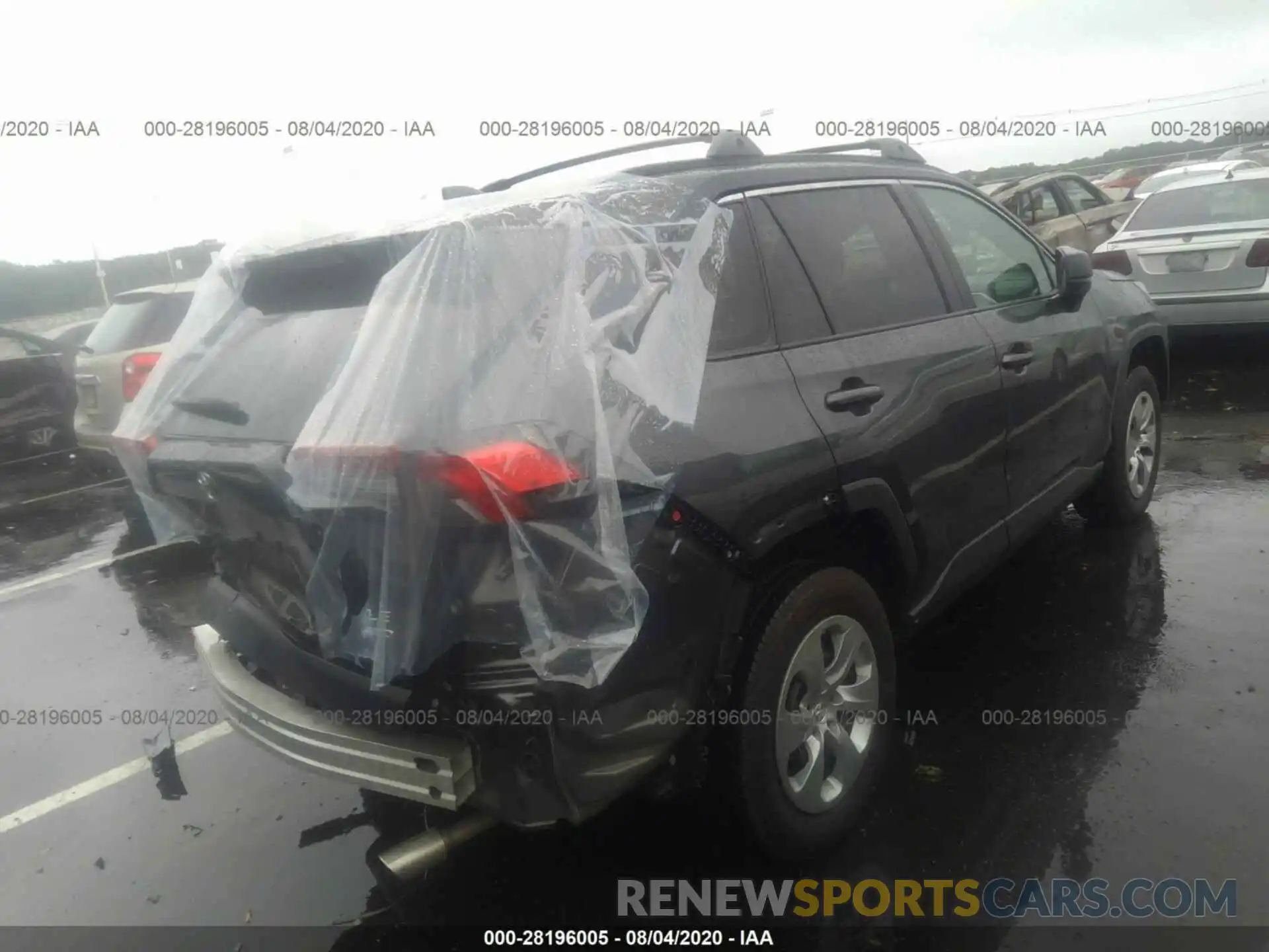 4 Photograph of a damaged car 2T3F1RFV4KW001228 TOYOTA RAV4 2019