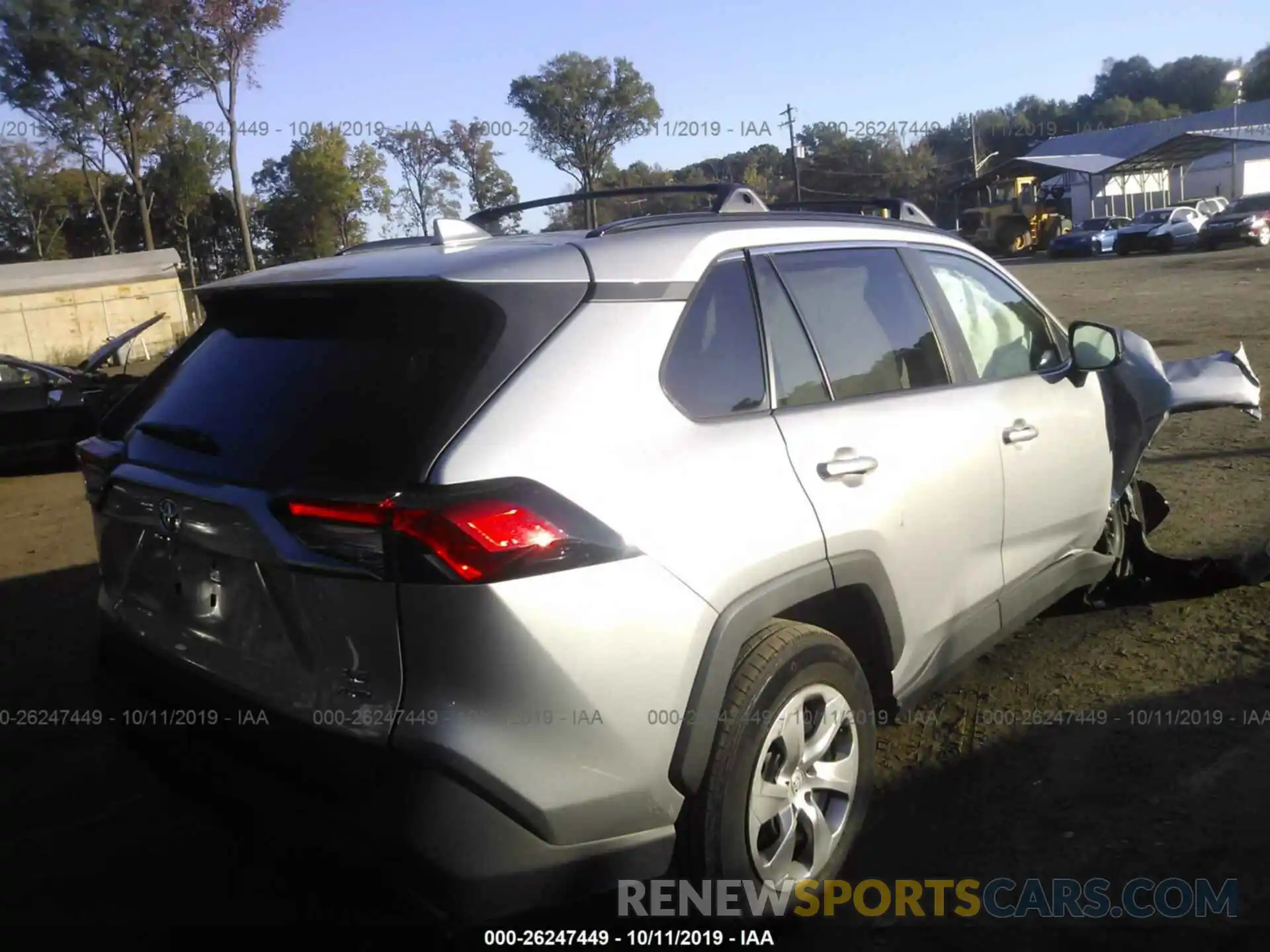 4 Photograph of a damaged car 2T3F1RFV4KW004162 TOYOTA RAV4 2019