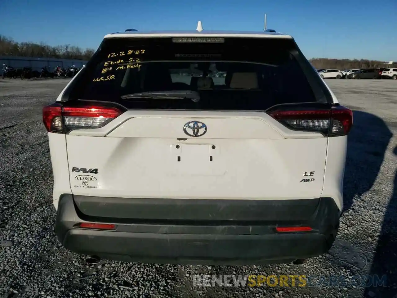 6 Photograph of a damaged car 2T3F1RFV4KW004663 TOYOTA RAV4 2019