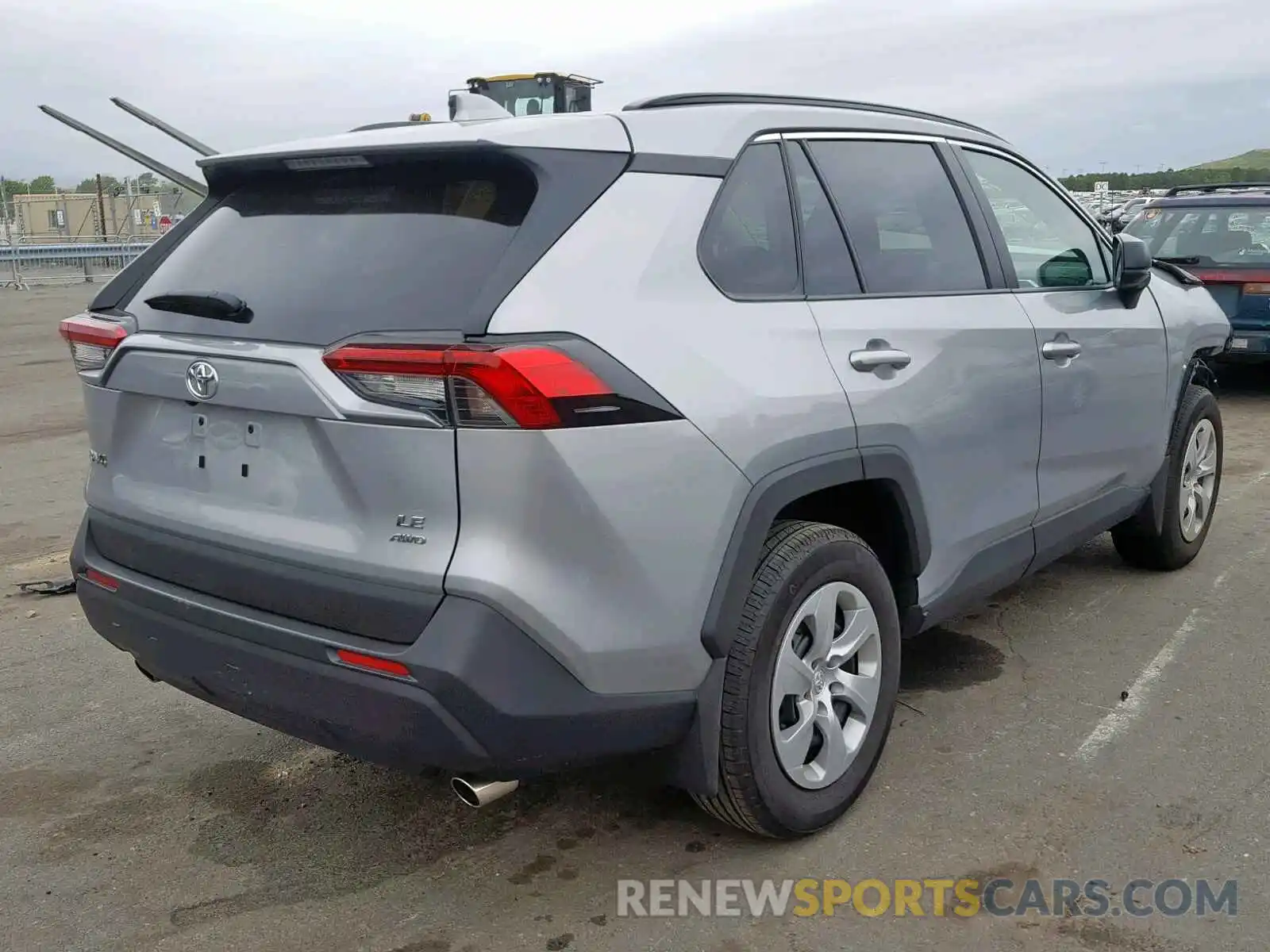 4 Photograph of a damaged car 2T3F1RFV4KW007529 TOYOTA RAV4 2019