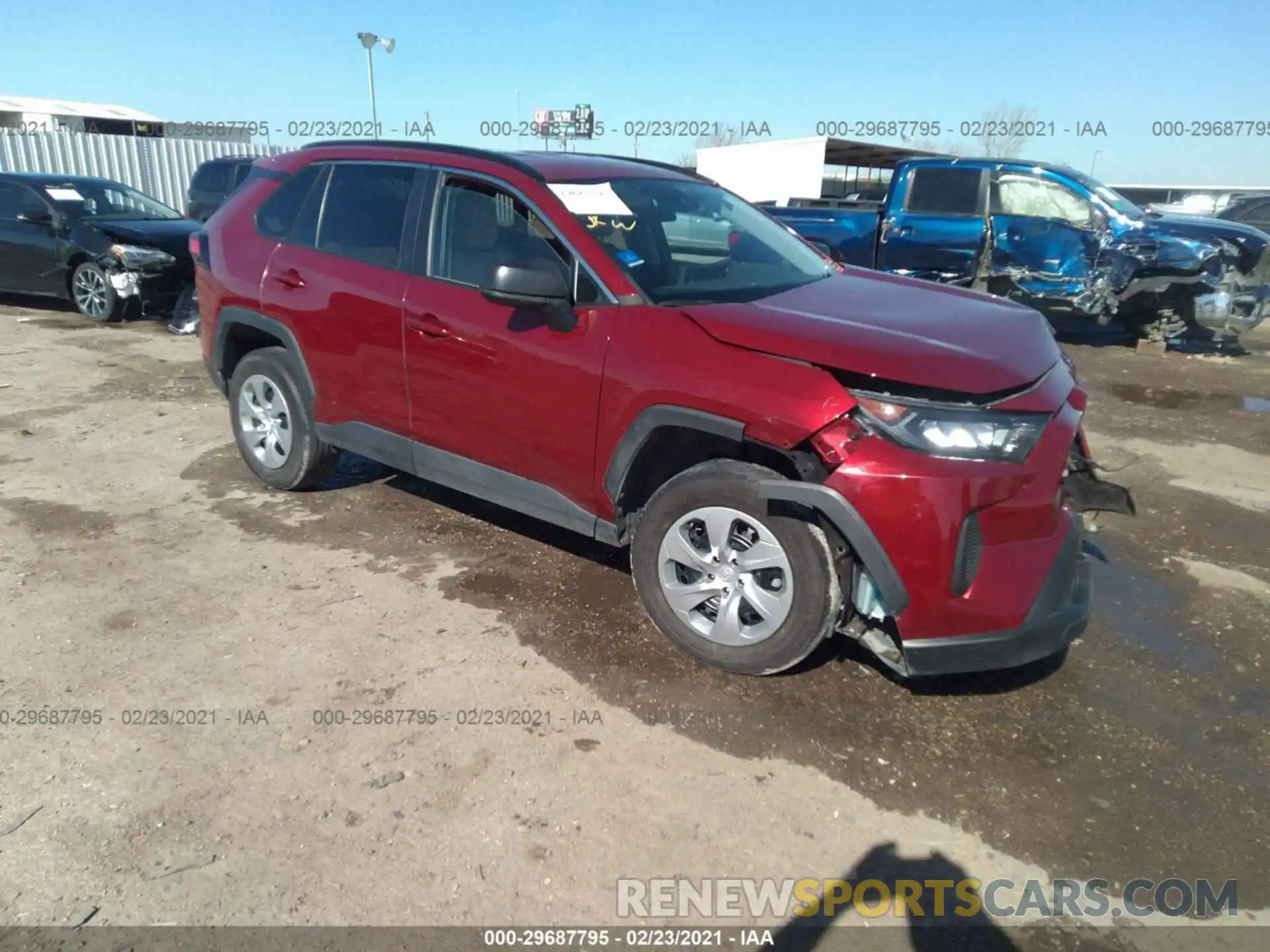 1 Photograph of a damaged car 2T3F1RFV4KW015162 TOYOTA RAV4 2019