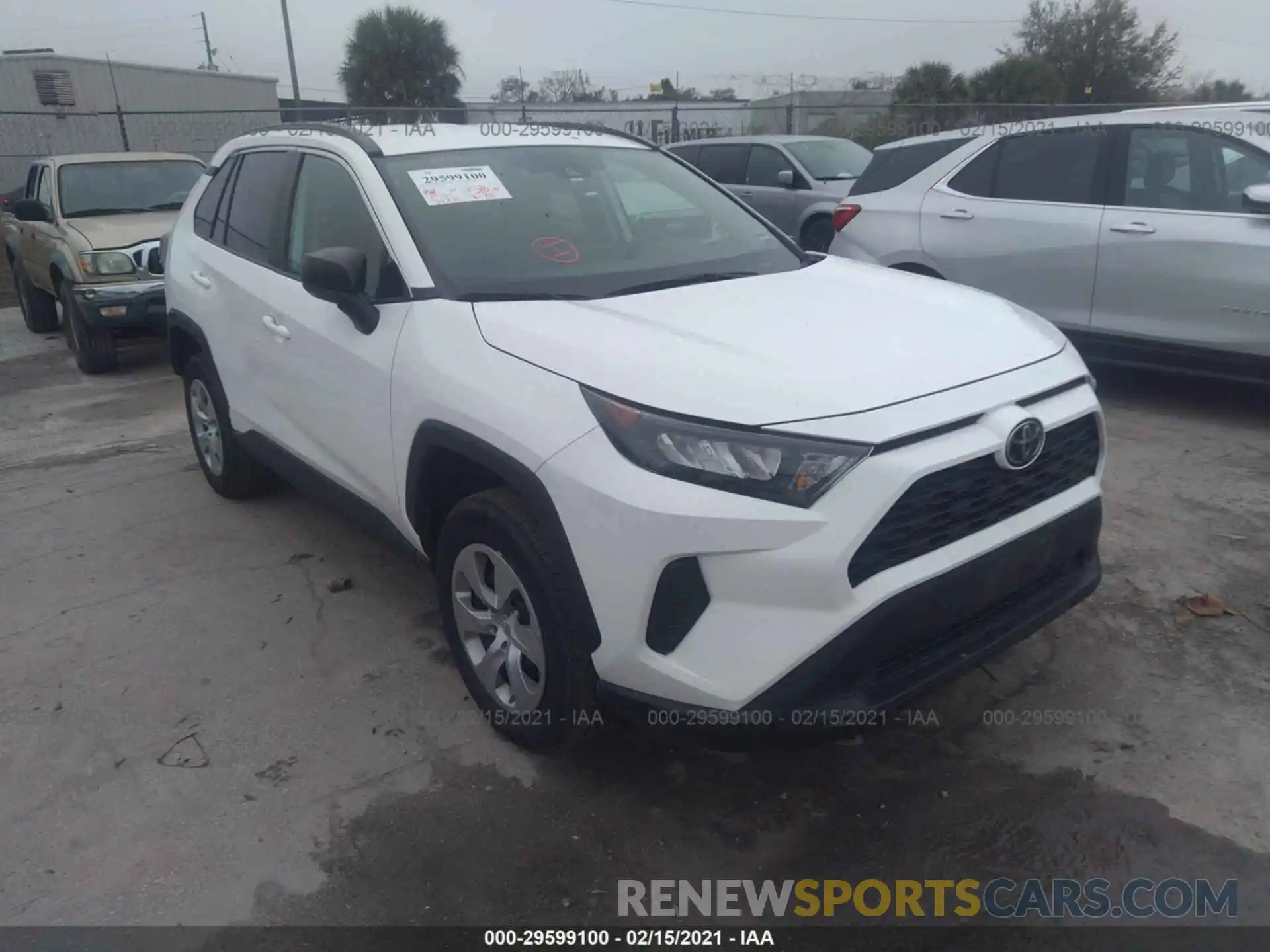 1 Photograph of a damaged car 2T3F1RFV4KW027117 TOYOTA RAV4 2019