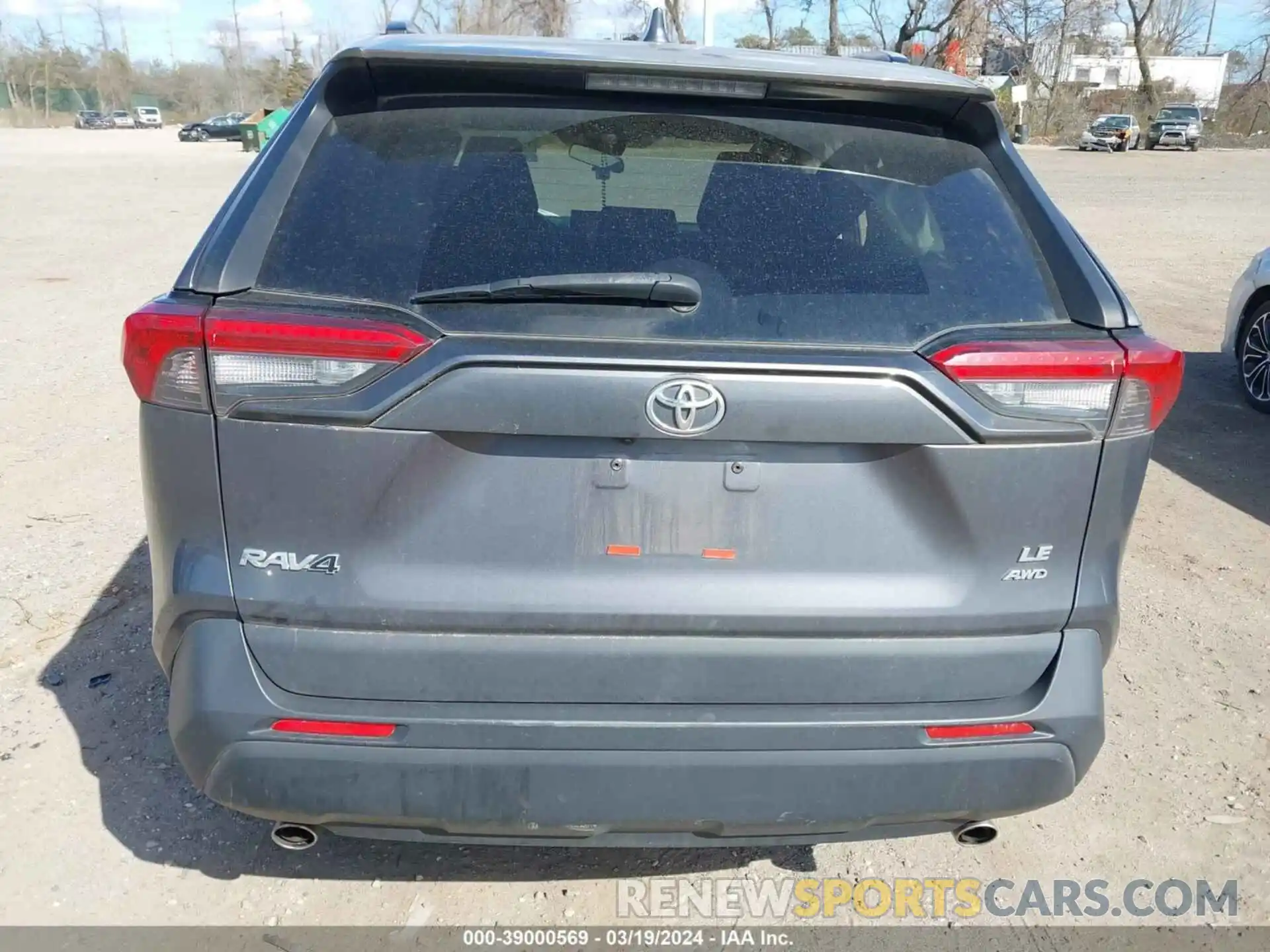 16 Photograph of a damaged car 2T3F1RFV4KW031765 TOYOTA RAV4 2019