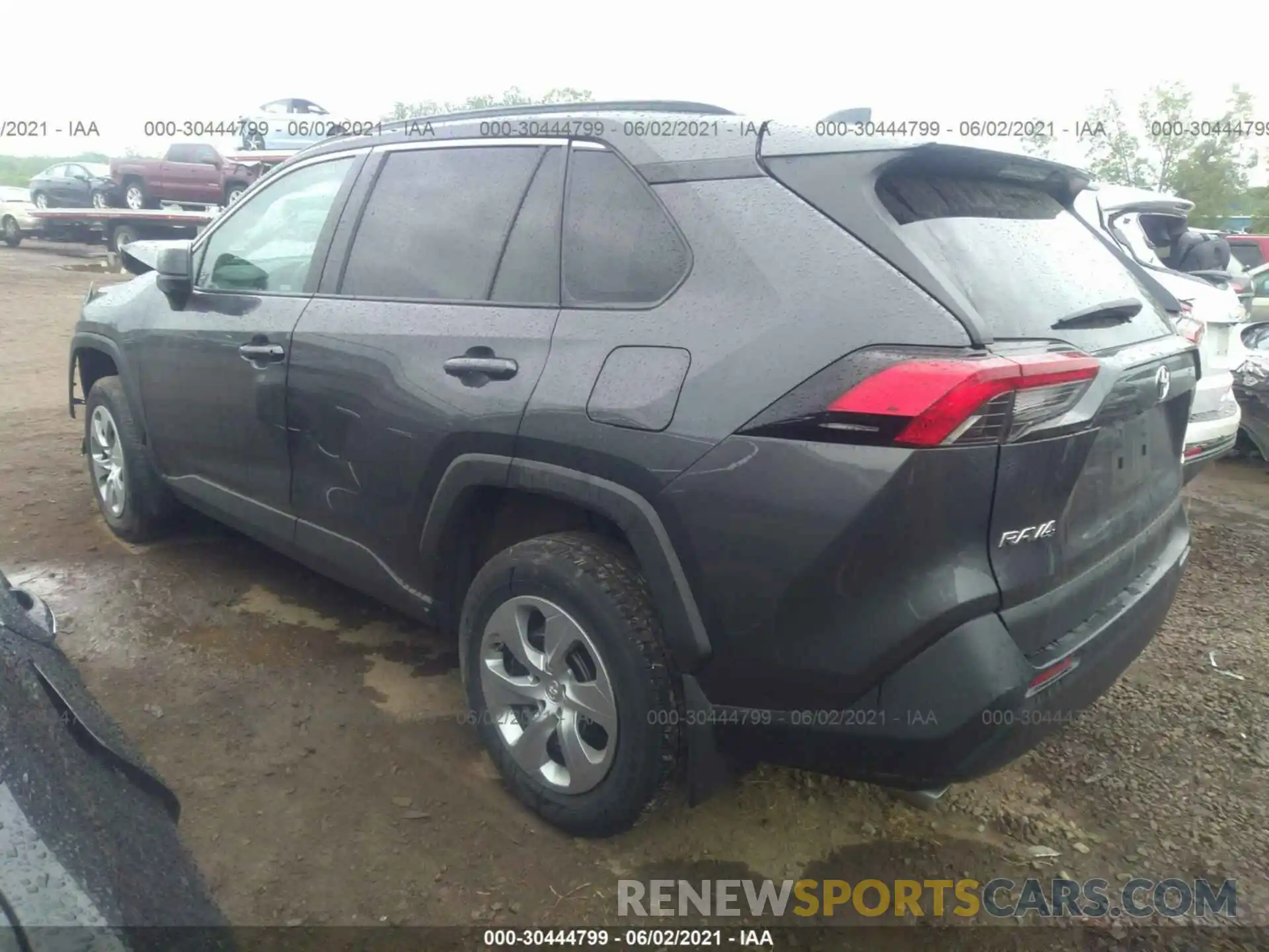 3 Фотография поврежденного автомобиля 2T3F1RFV4KW036240 TOYOTA RAV4 2019