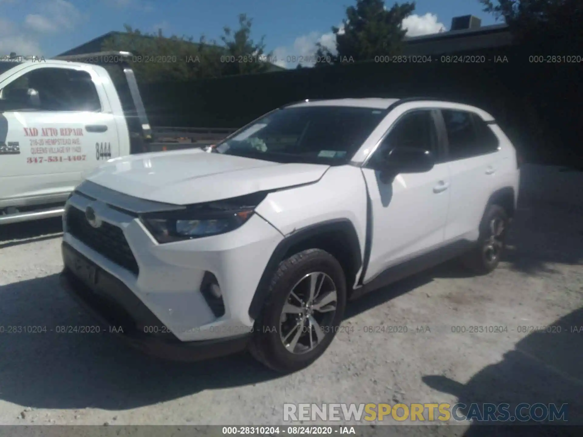 2 Photograph of a damaged car 2T3F1RFV4KW053040 TOYOTA RAV4 2019