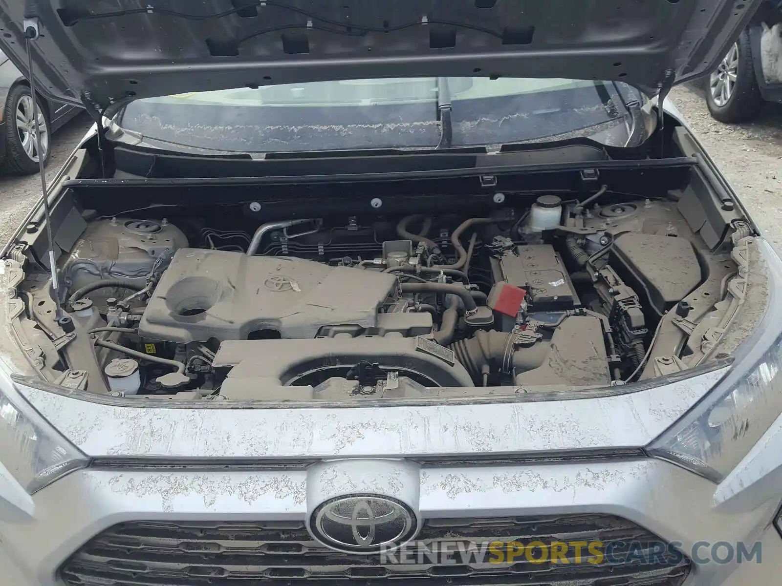 7 Photograph of a damaged car 2T3F1RFV4KW056195 TOYOTA RAV4 2019