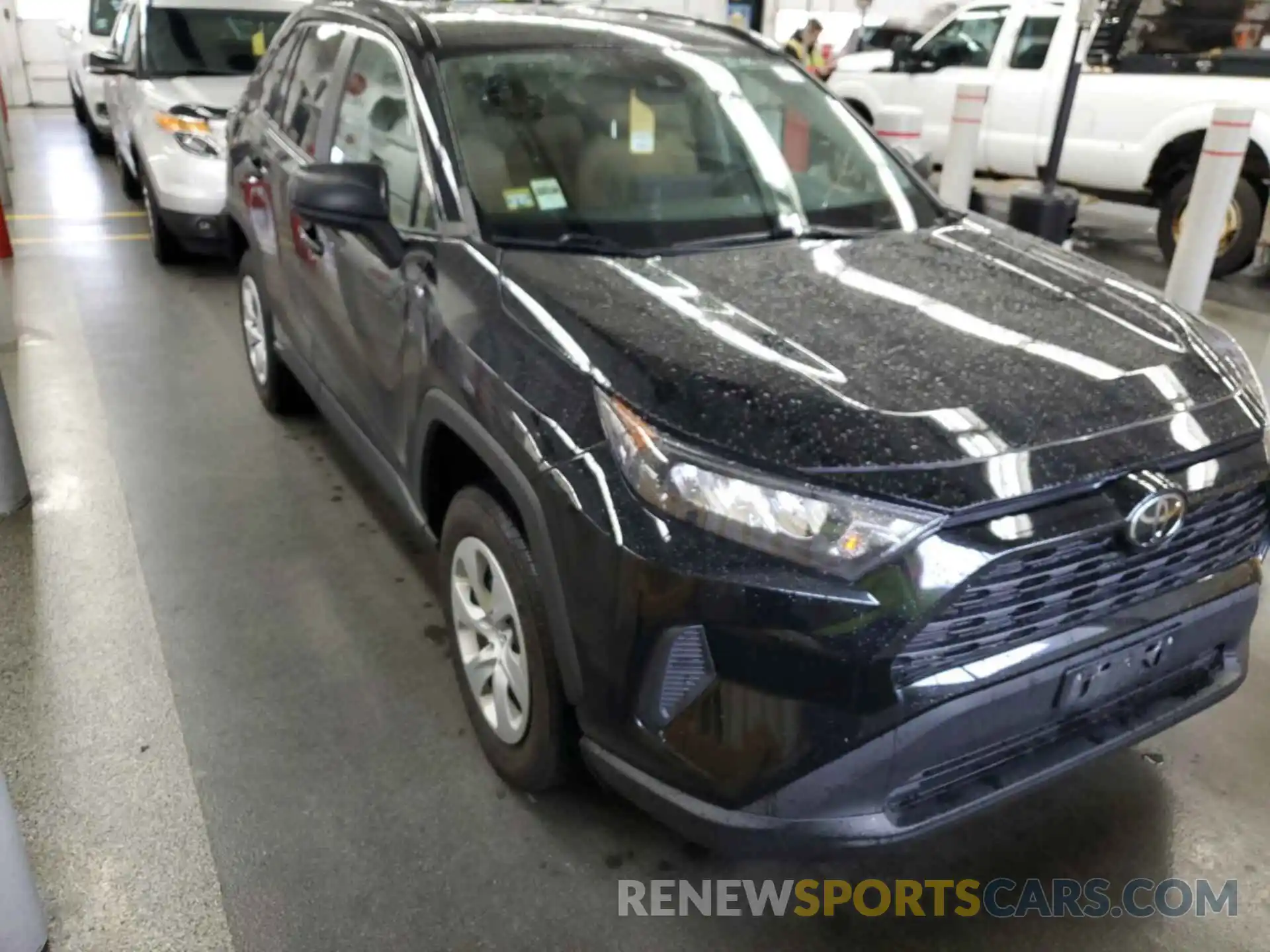 13 Photograph of a damaged car 2T3F1RFV4KW066533 TOYOTA RAV4 2019