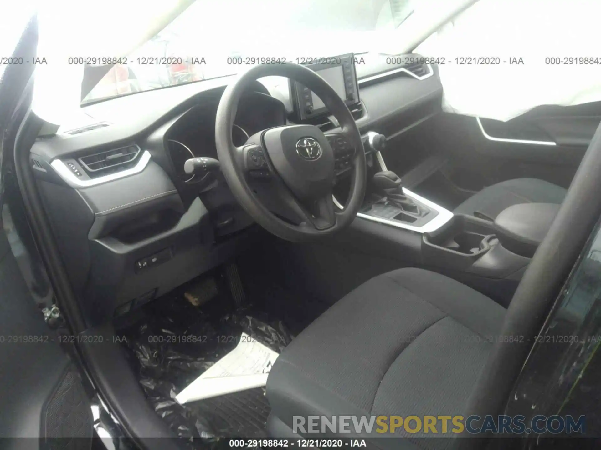 5 Photograph of a damaged car 2T3F1RFV4KW082912 TOYOTA RAV4 2019