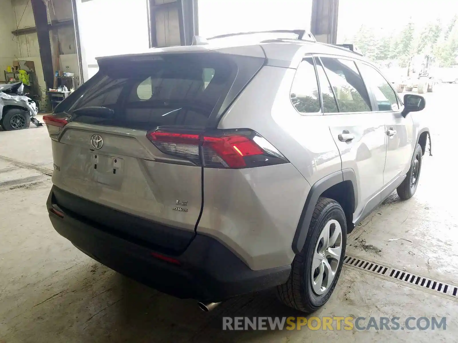 4 Photograph of a damaged car 2T3F1RFV5KC024163 TOYOTA RAV4 2019