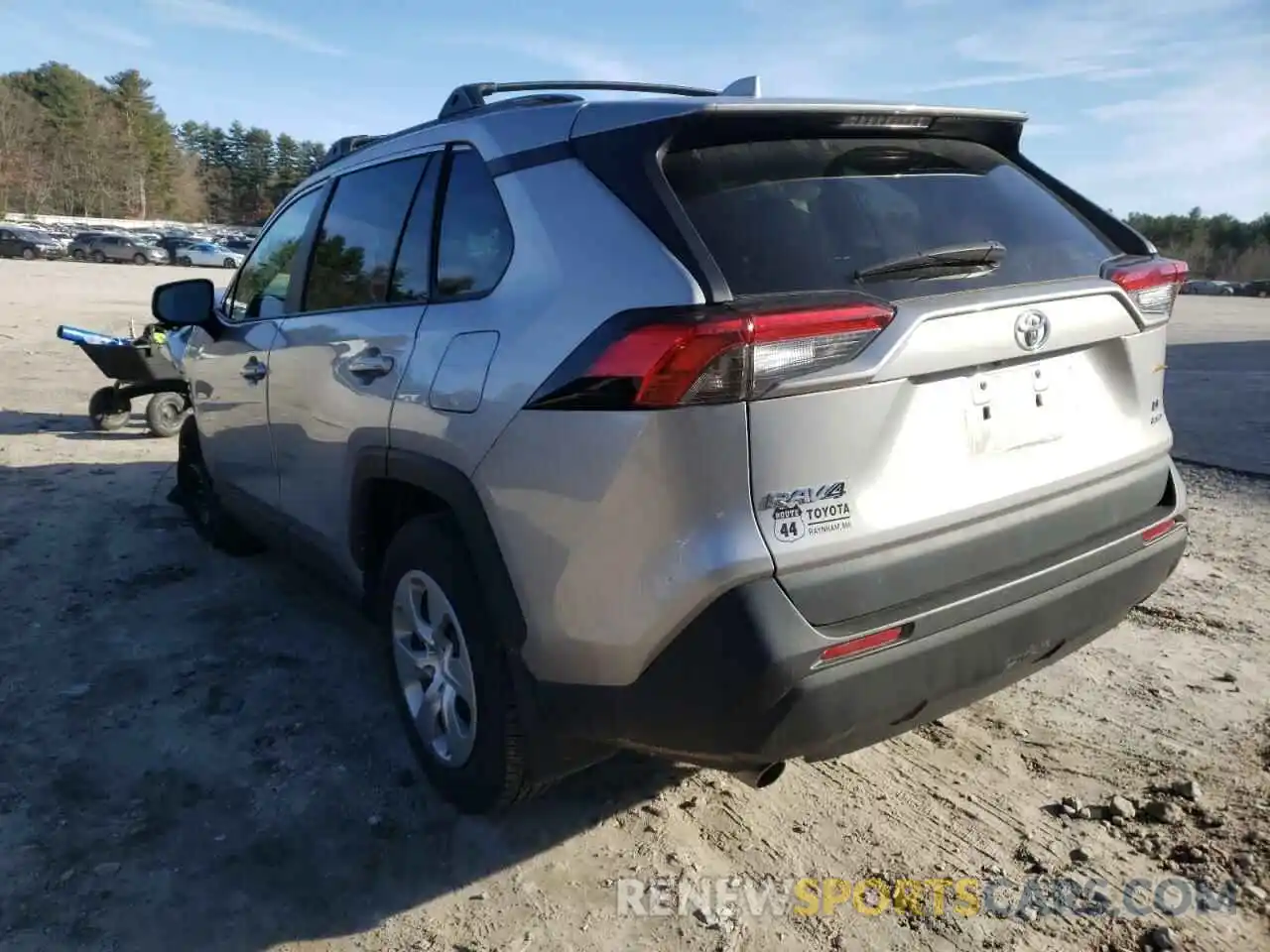 3 Photograph of a damaged car 2T3F1RFV5KC036264 TOYOTA RAV4 2019