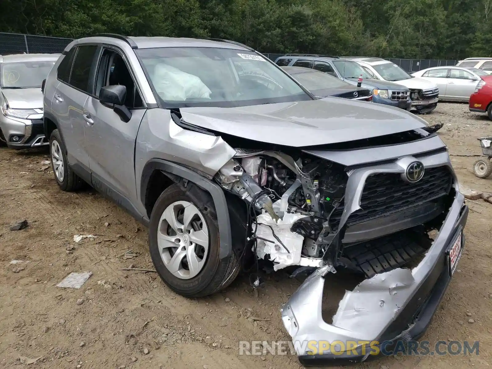 1 Photograph of a damaged car 2T3F1RFV5KC041402 TOYOTA RAV4 2019