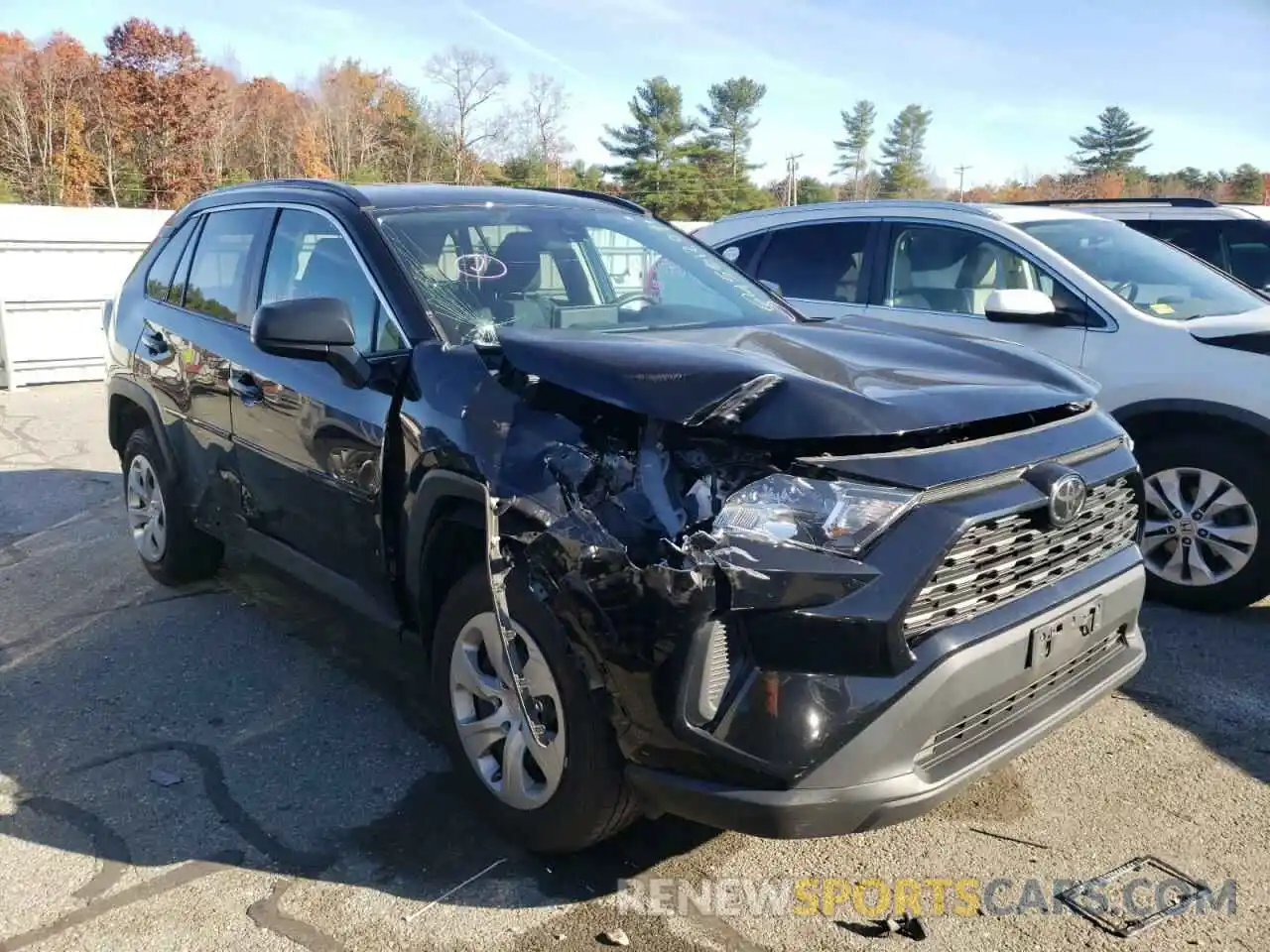 1 Photograph of a damaged car 2T3F1RFV5KC042761 TOYOTA RAV4 2019