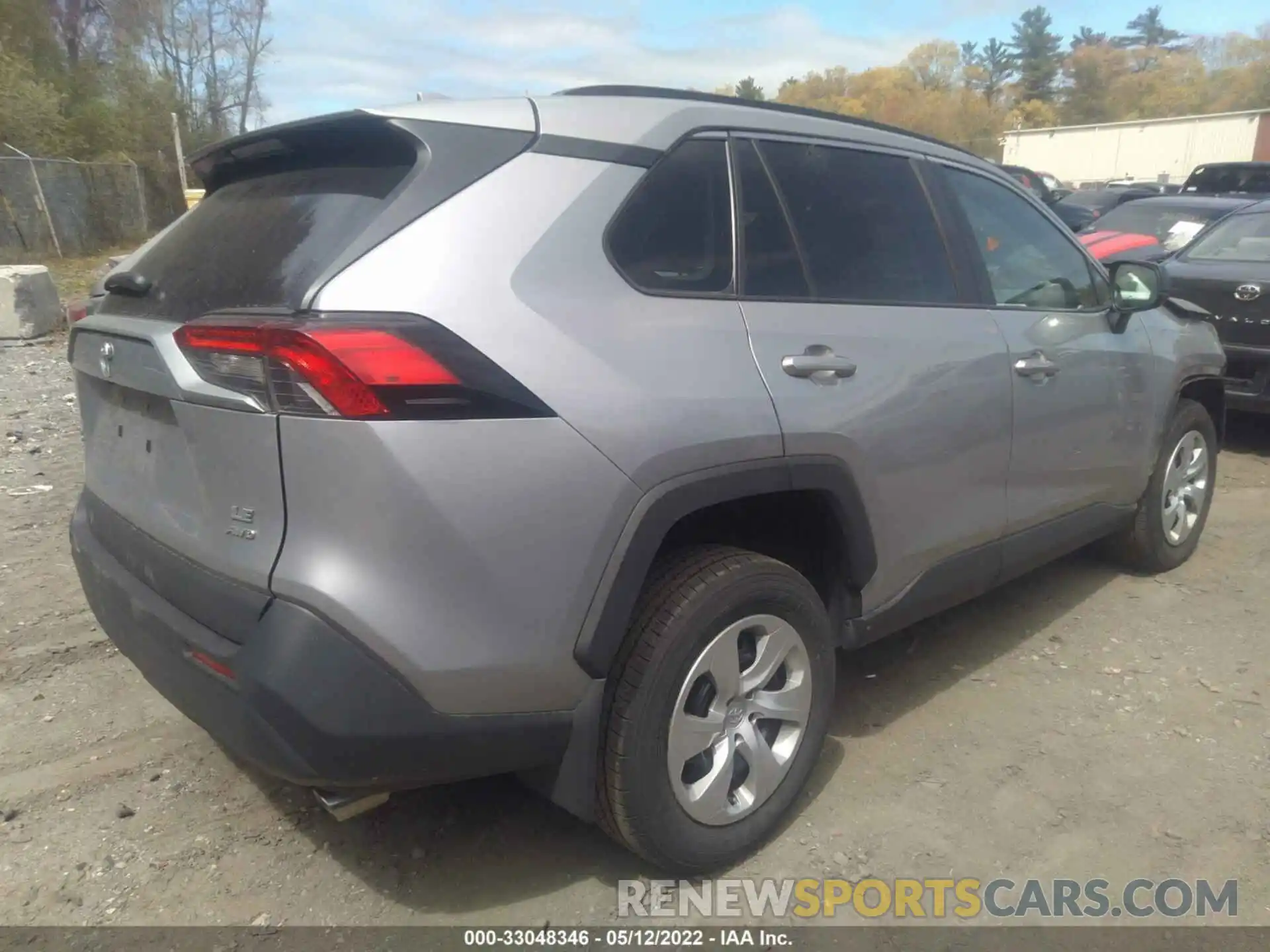 4 Photograph of a damaged car 2T3F1RFV5KC049516 TOYOTA RAV4 2019