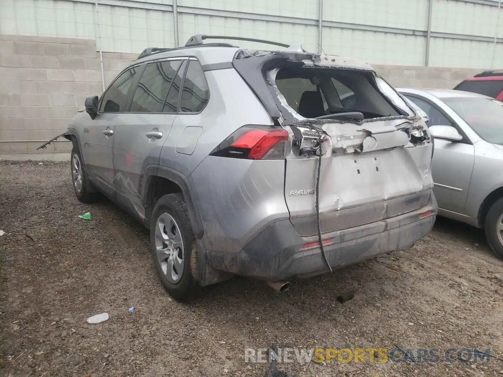 3 Photograph of a damaged car 2T3F1RFV5KC051511 TOYOTA RAV4 2019