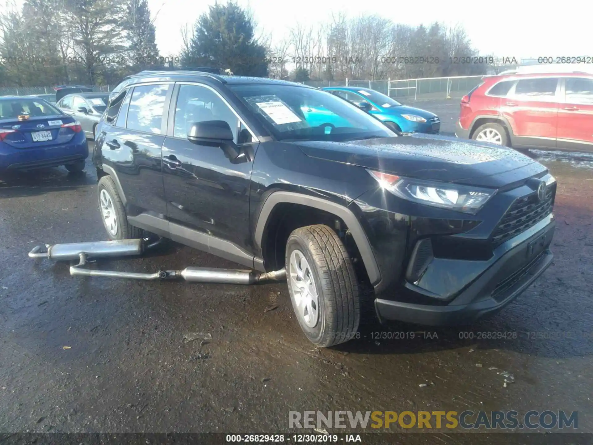 1 Photograph of a damaged car 2T3F1RFV5KC060144 TOYOTA RAV4 2019