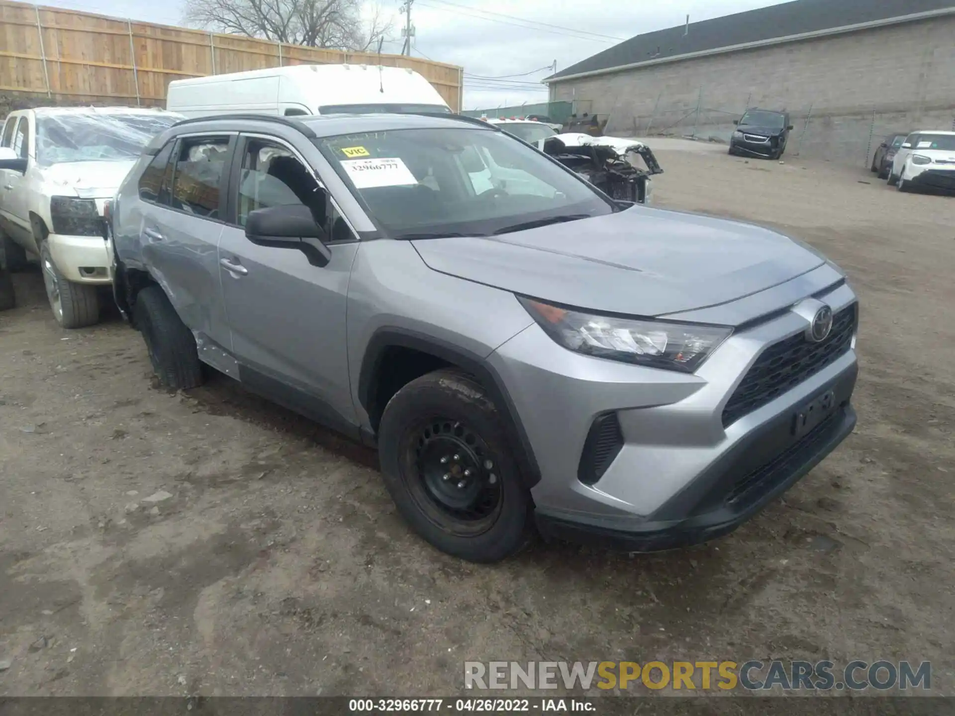 1 Photograph of a damaged car 2T3F1RFV5KW018409 TOYOTA RAV4 2019