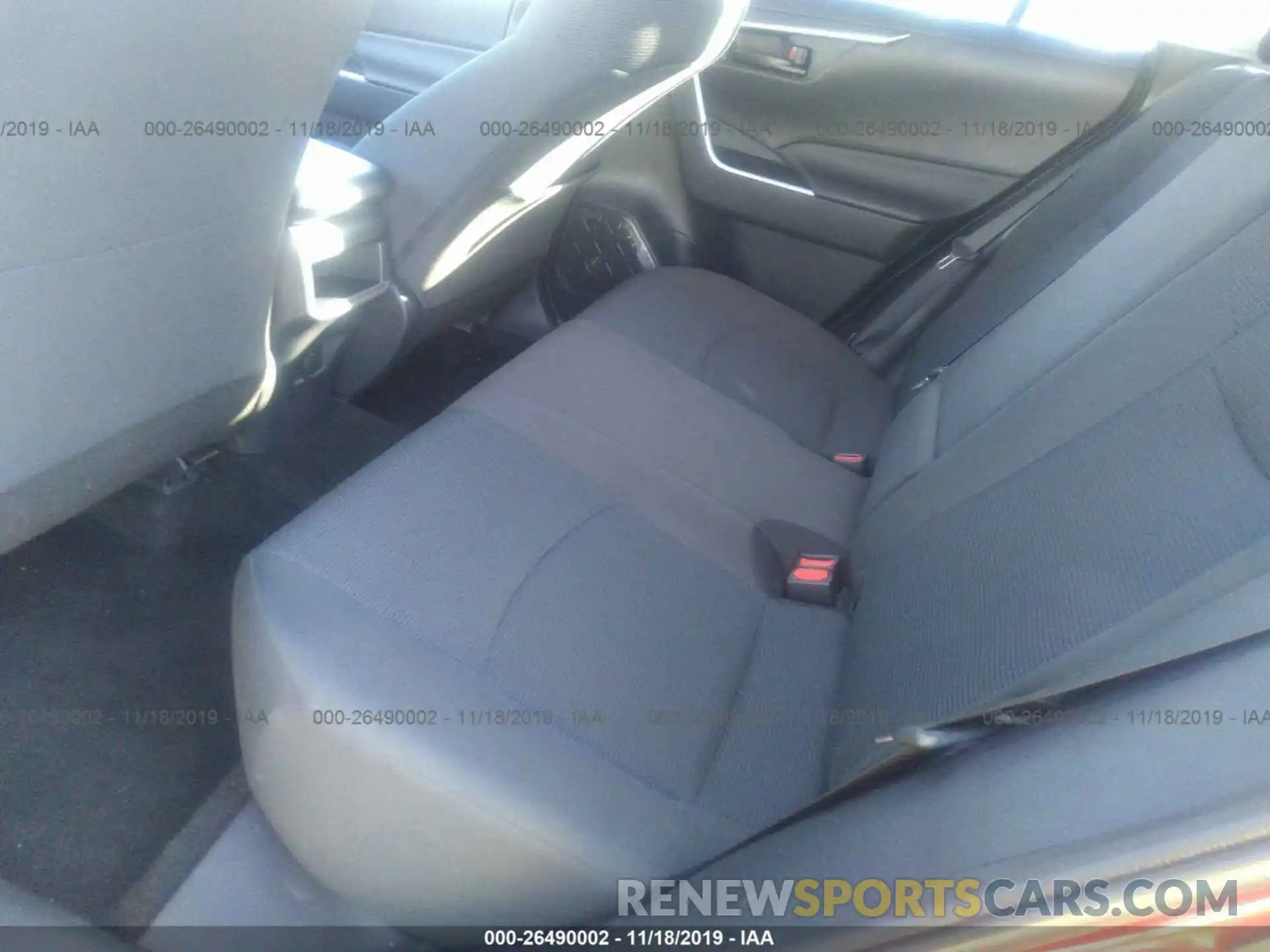 8 Photograph of a damaged car 2T3F1RFV5KW018989 TOYOTA RAV4 2019