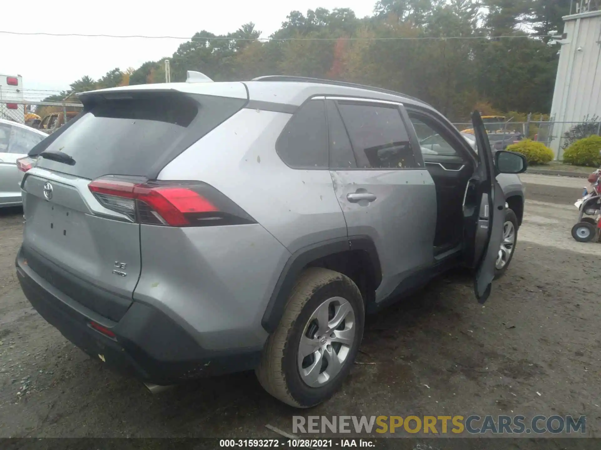 4 Photograph of a damaged car 2T3F1RFV5KW029524 TOYOTA RAV4 2019