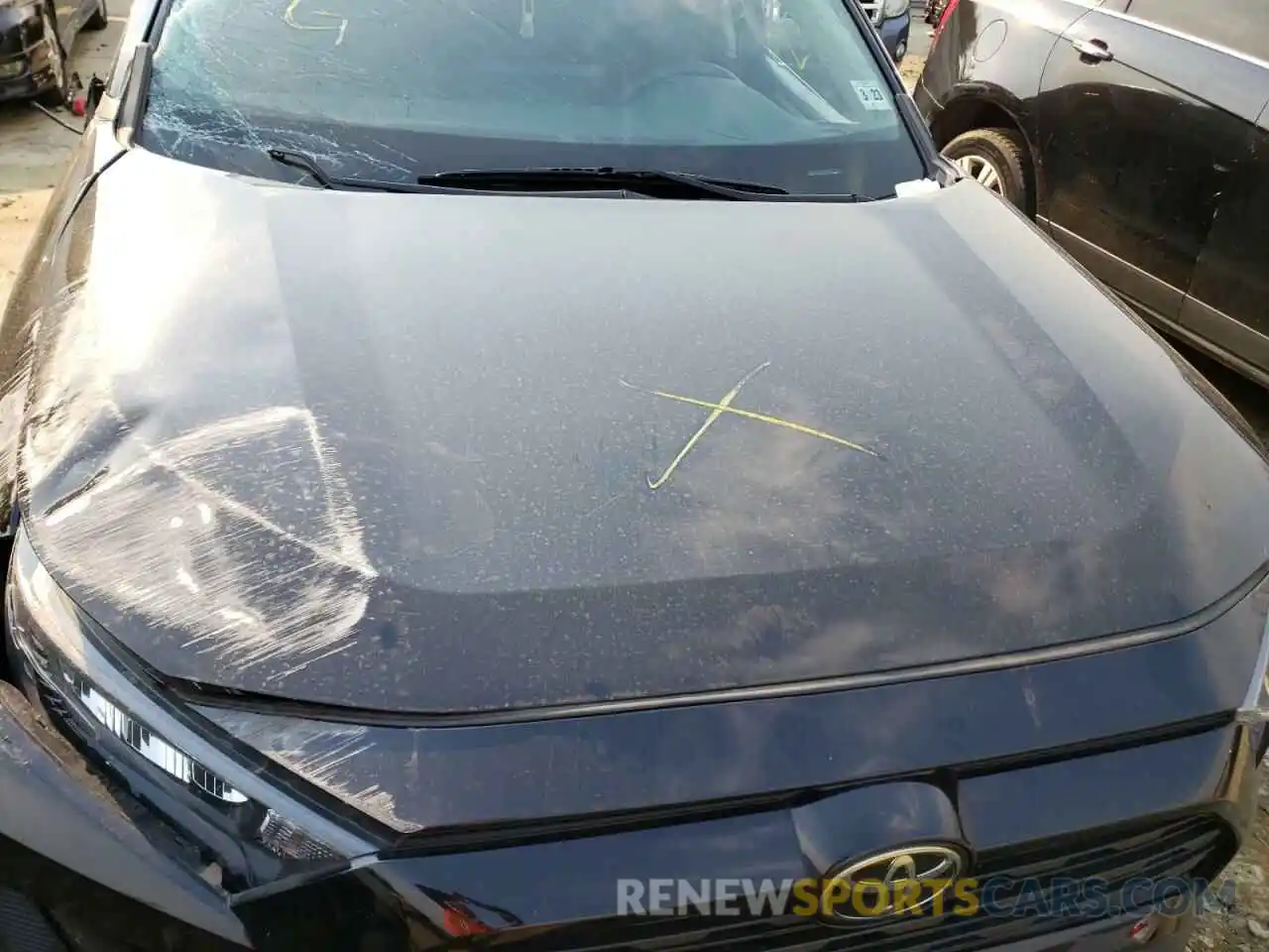 7 Photograph of a damaged car 2T3F1RFV5KW030298 TOYOTA RAV4 2019