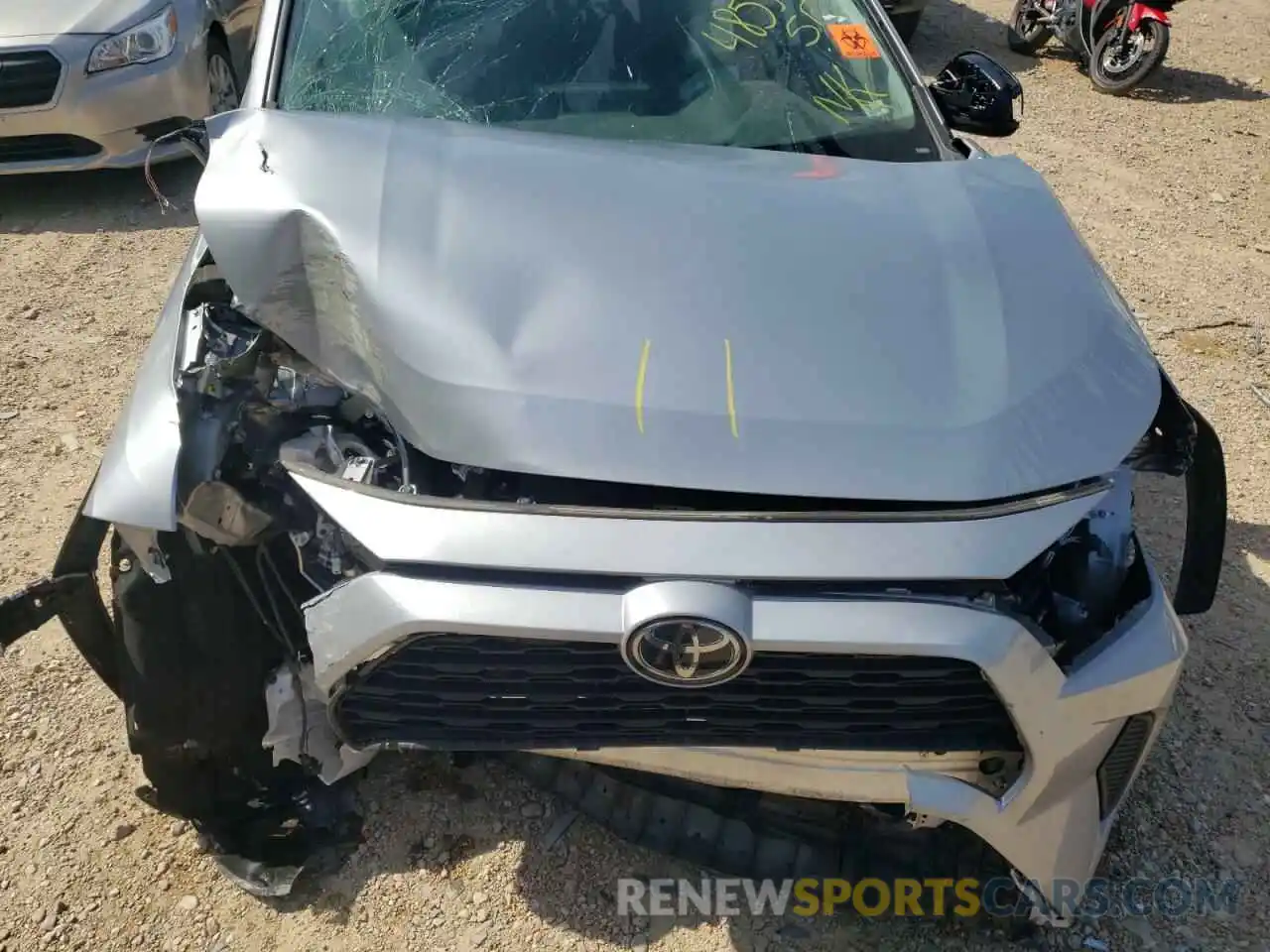 7 Photograph of a damaged car 2T3F1RFV5KW031001 TOYOTA RAV4 2019