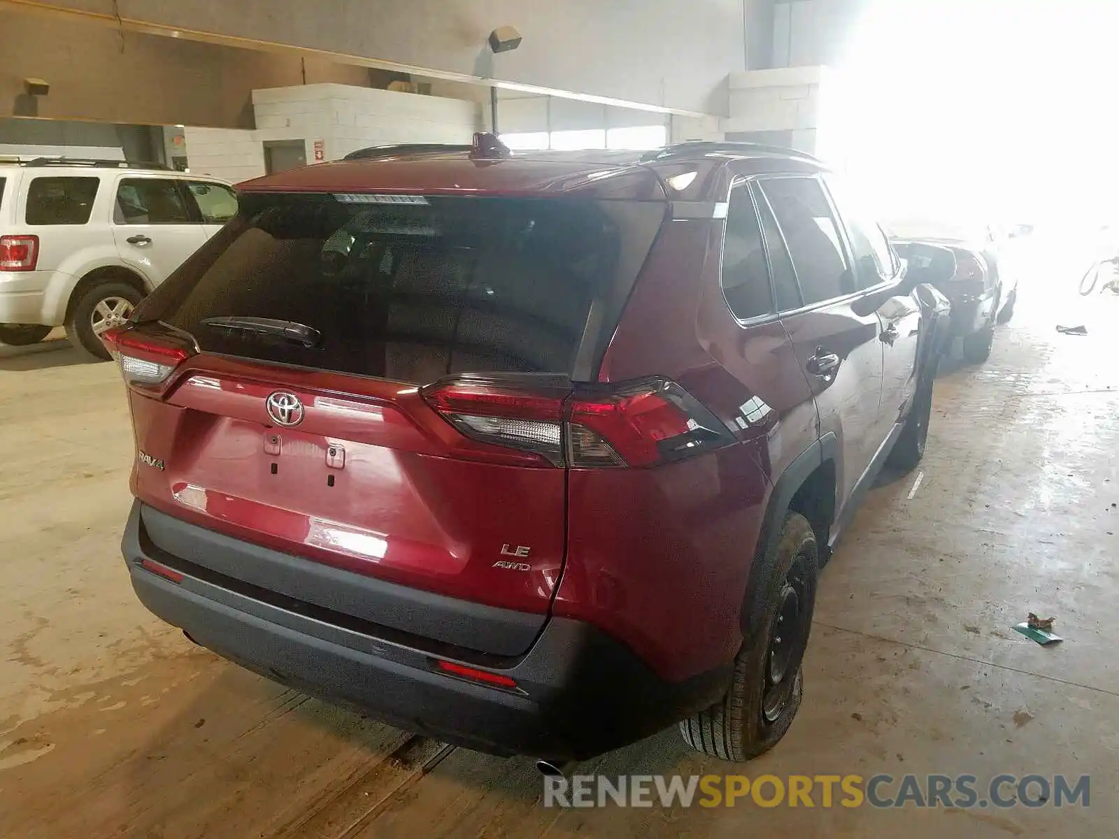 4 Photograph of a damaged car 2T3F1RFV5KW031340 TOYOTA RAV4 2019