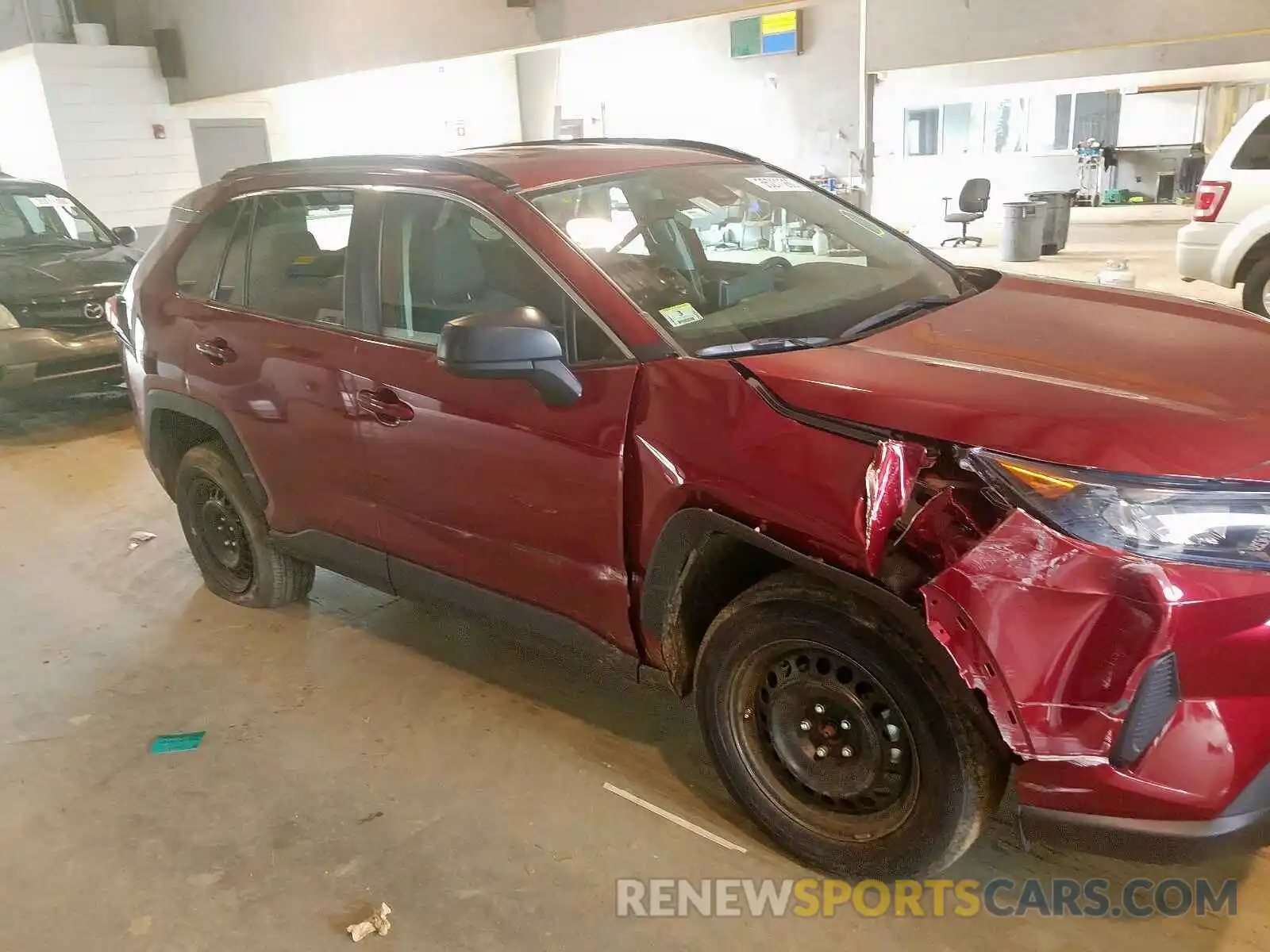 9 Photograph of a damaged car 2T3F1RFV5KW031340 TOYOTA RAV4 2019