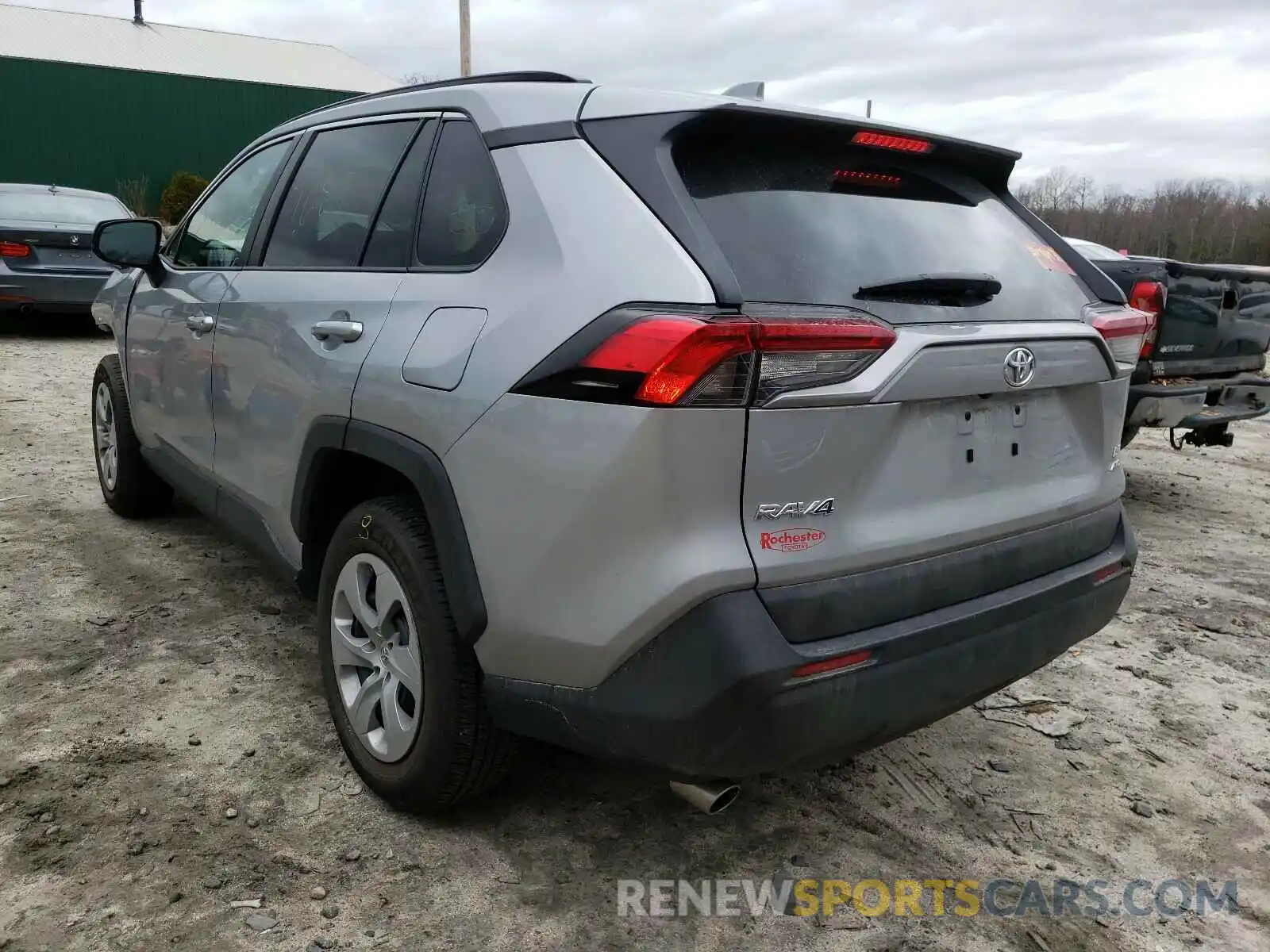 3 Photograph of a damaged car 2T3F1RFV5KW044511 TOYOTA RAV4 2019