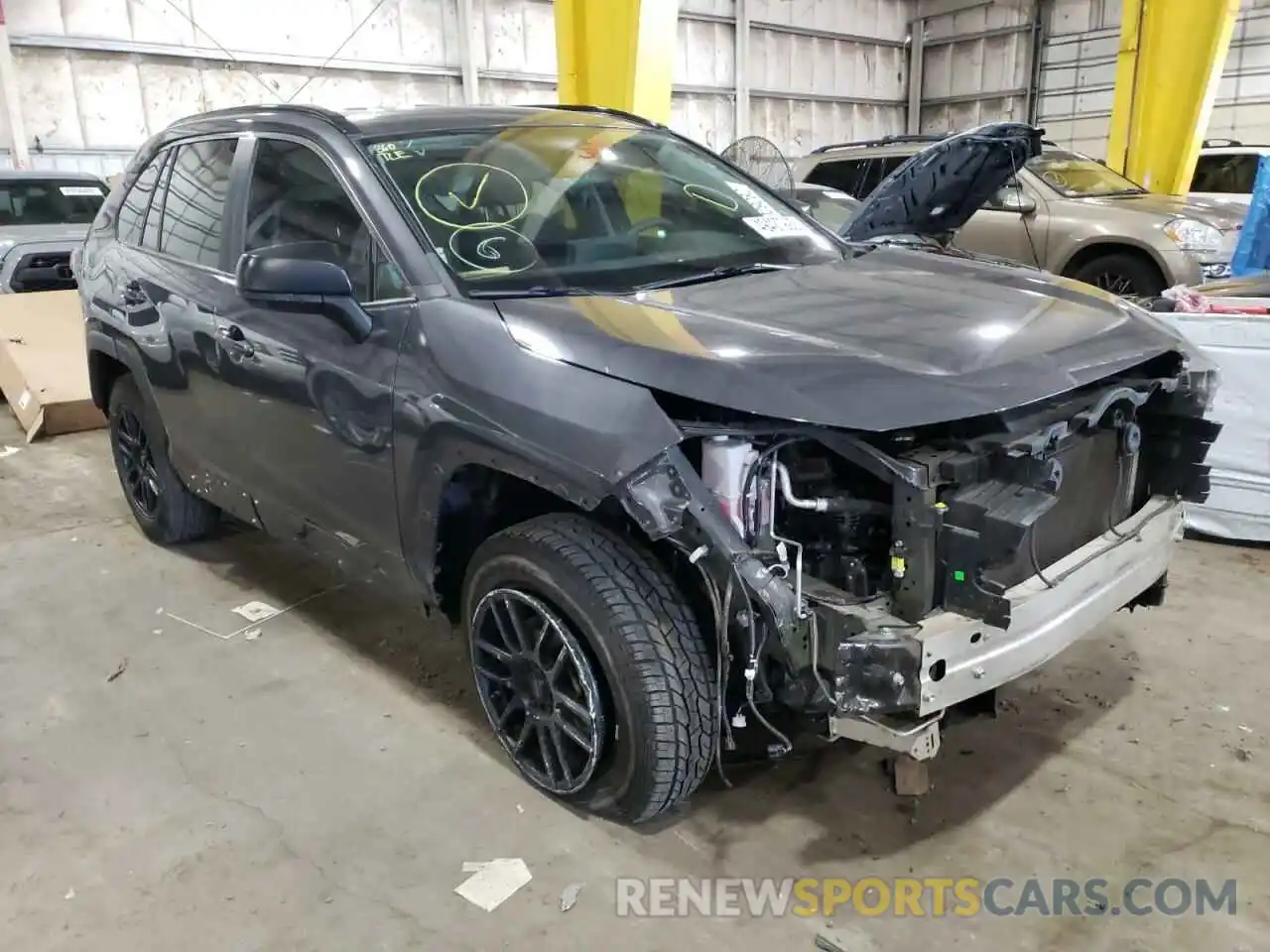 1 Photograph of a damaged car 2T3F1RFV5KW056805 TOYOTA RAV4 2019