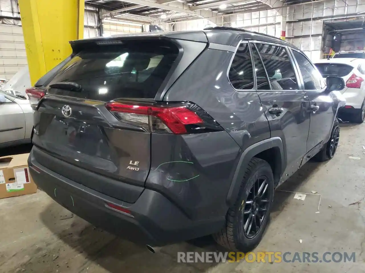 4 Photograph of a damaged car 2T3F1RFV5KW056805 TOYOTA RAV4 2019