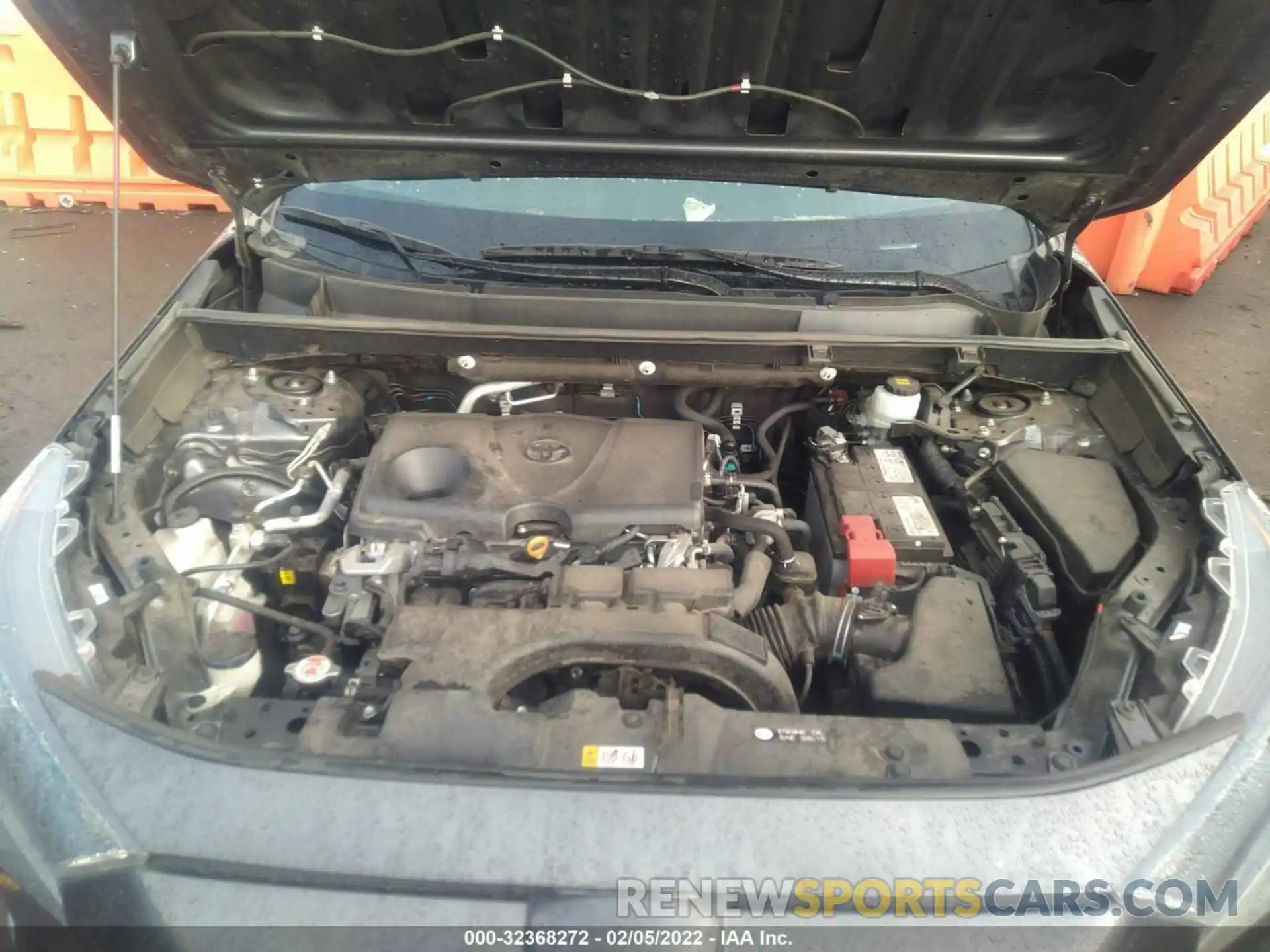 10 Photograph of a damaged car 2T3F1RFV5KW057484 TOYOTA RAV4 2019