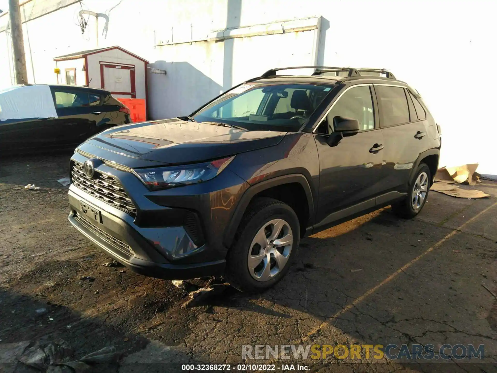 2 Photograph of a damaged car 2T3F1RFV5KW057484 TOYOTA RAV4 2019